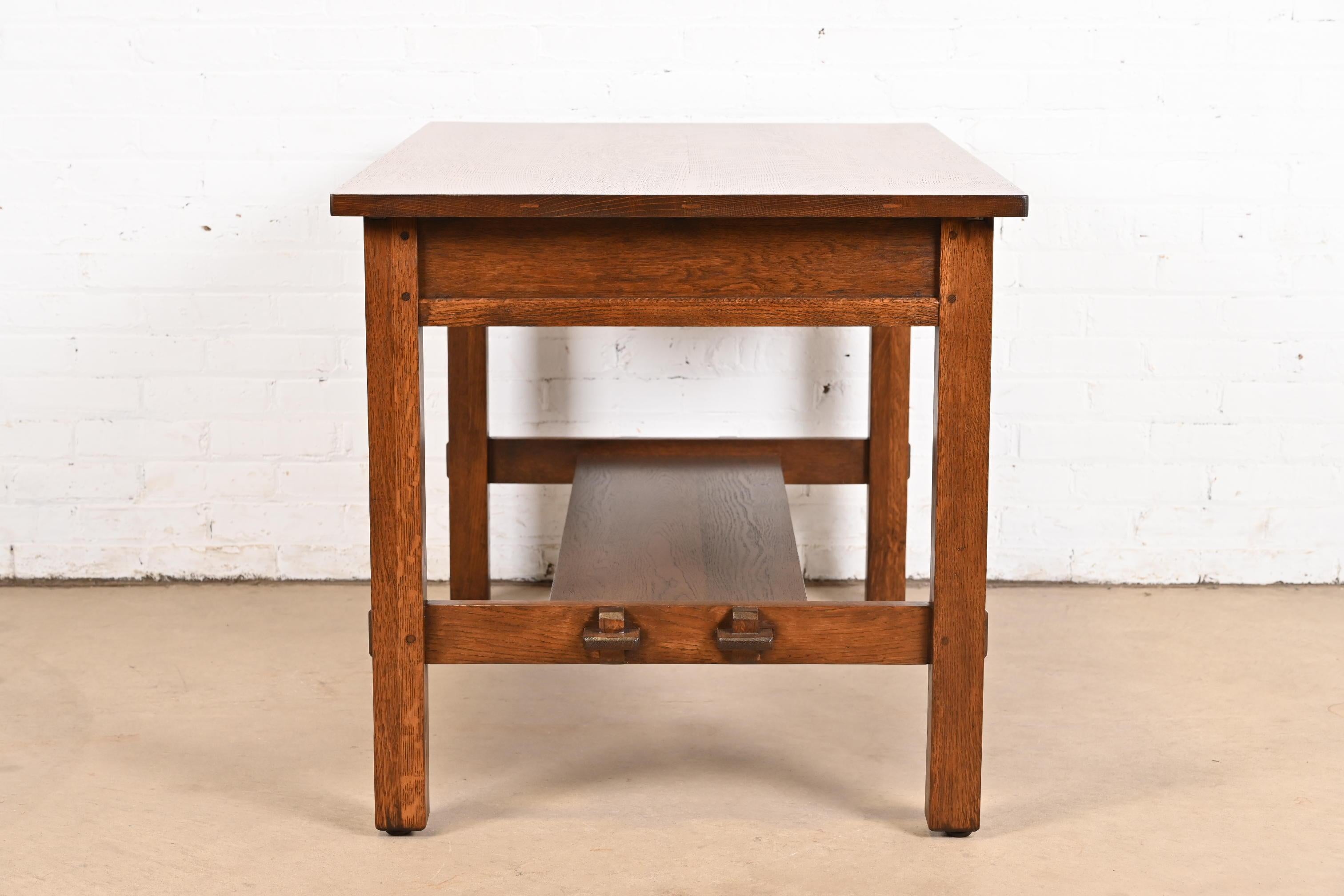Escritorio o Mesa de Biblioteca Stickley Antique Mission Oak Arts & Crafts en venta 4
