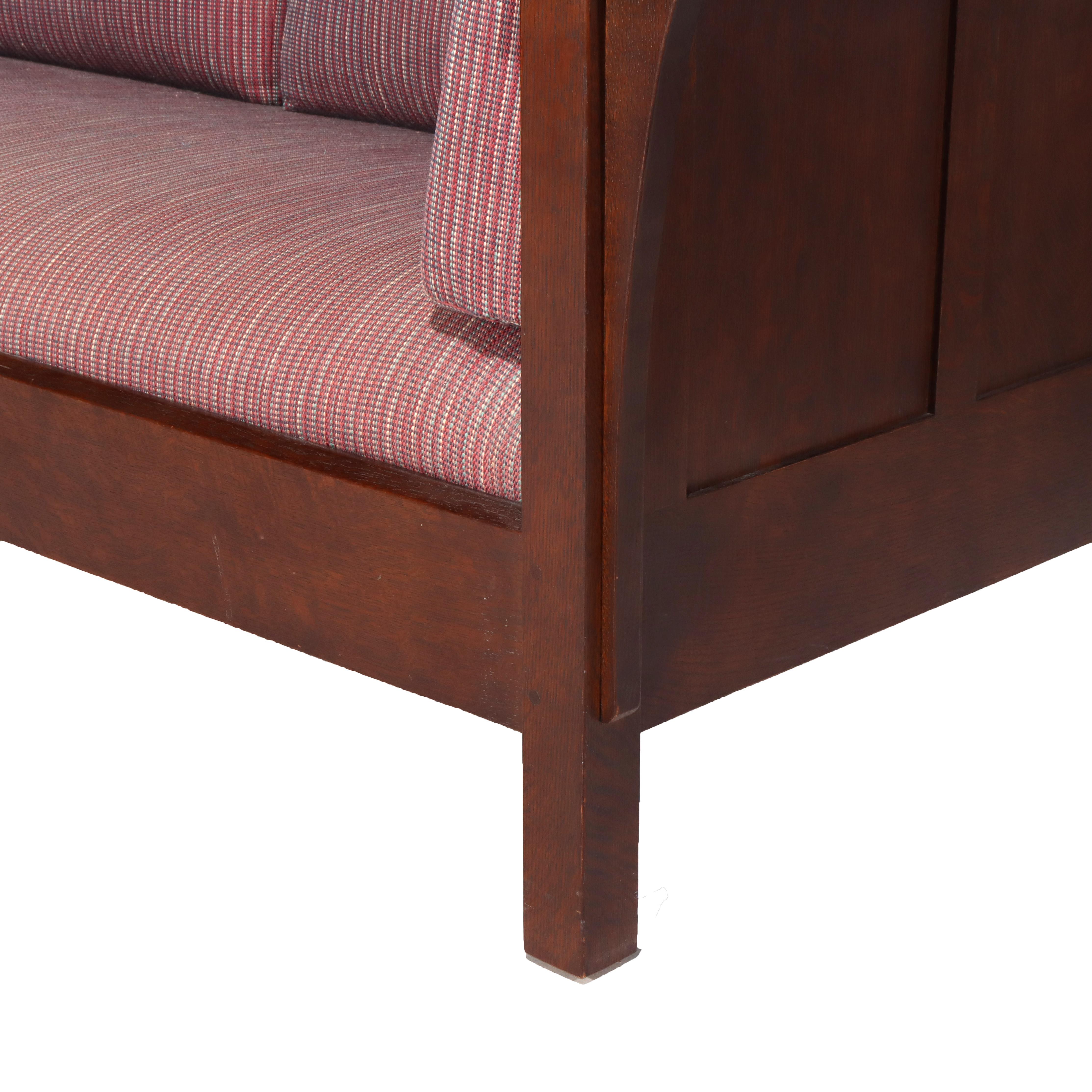 20ième siècle Stickley Arts & Crafts Mission Oak Sofa 20thC en vente