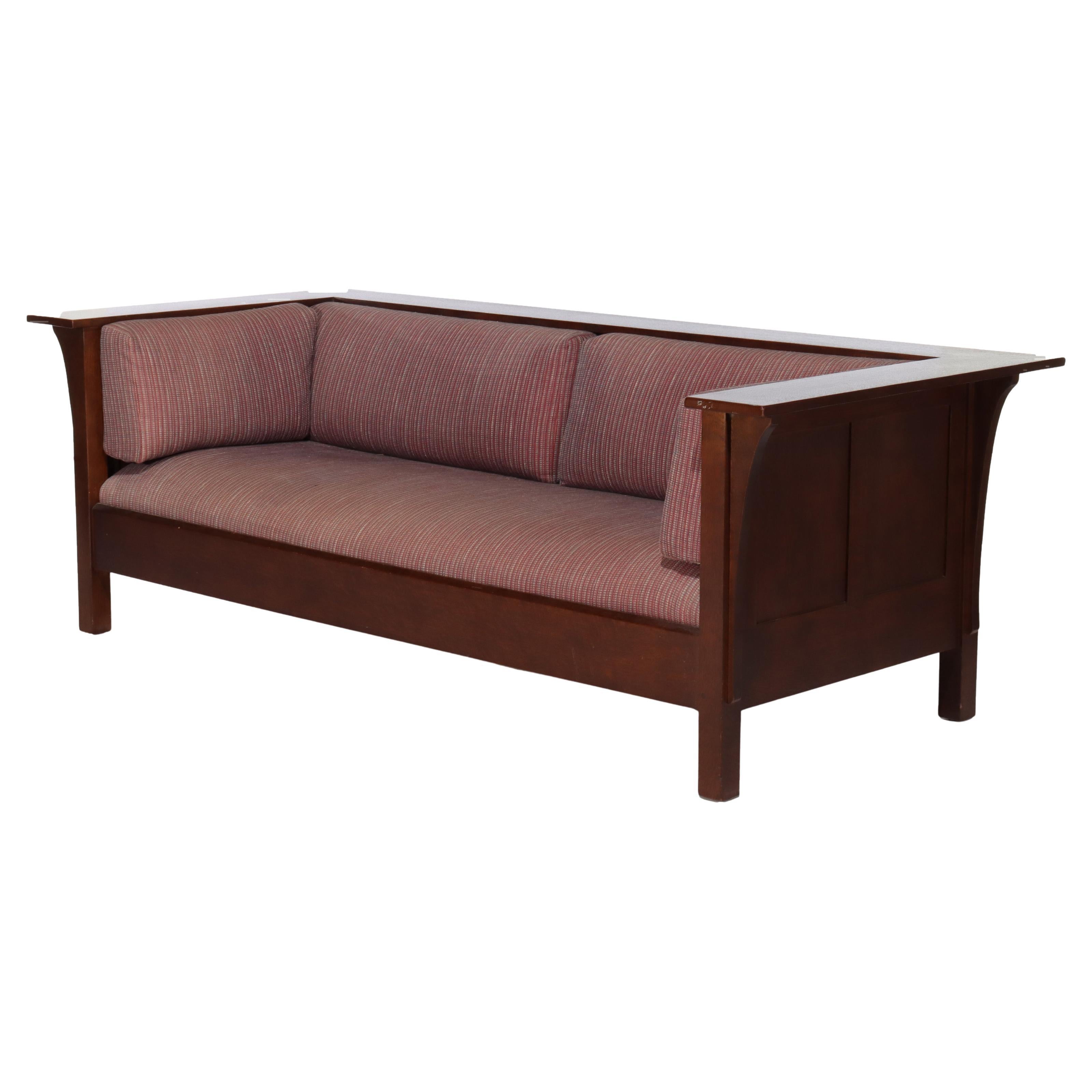 Stickley Arts & Crafts Mission Oak Sofa 20thC en vente