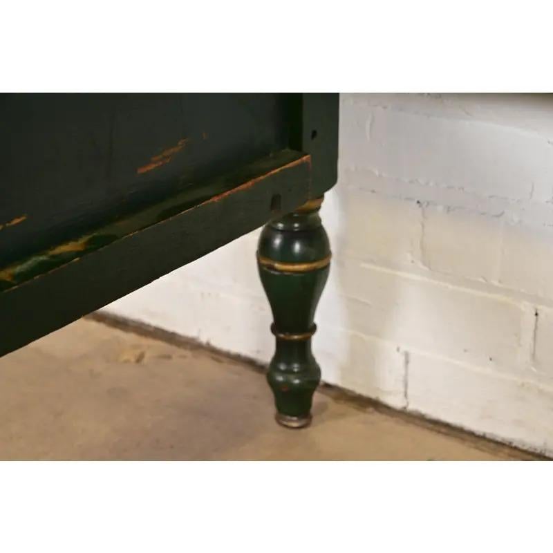 Lits jumeaux anciens Stickley Brothers, peints à la fleur, datant des années 1920 en vente 3