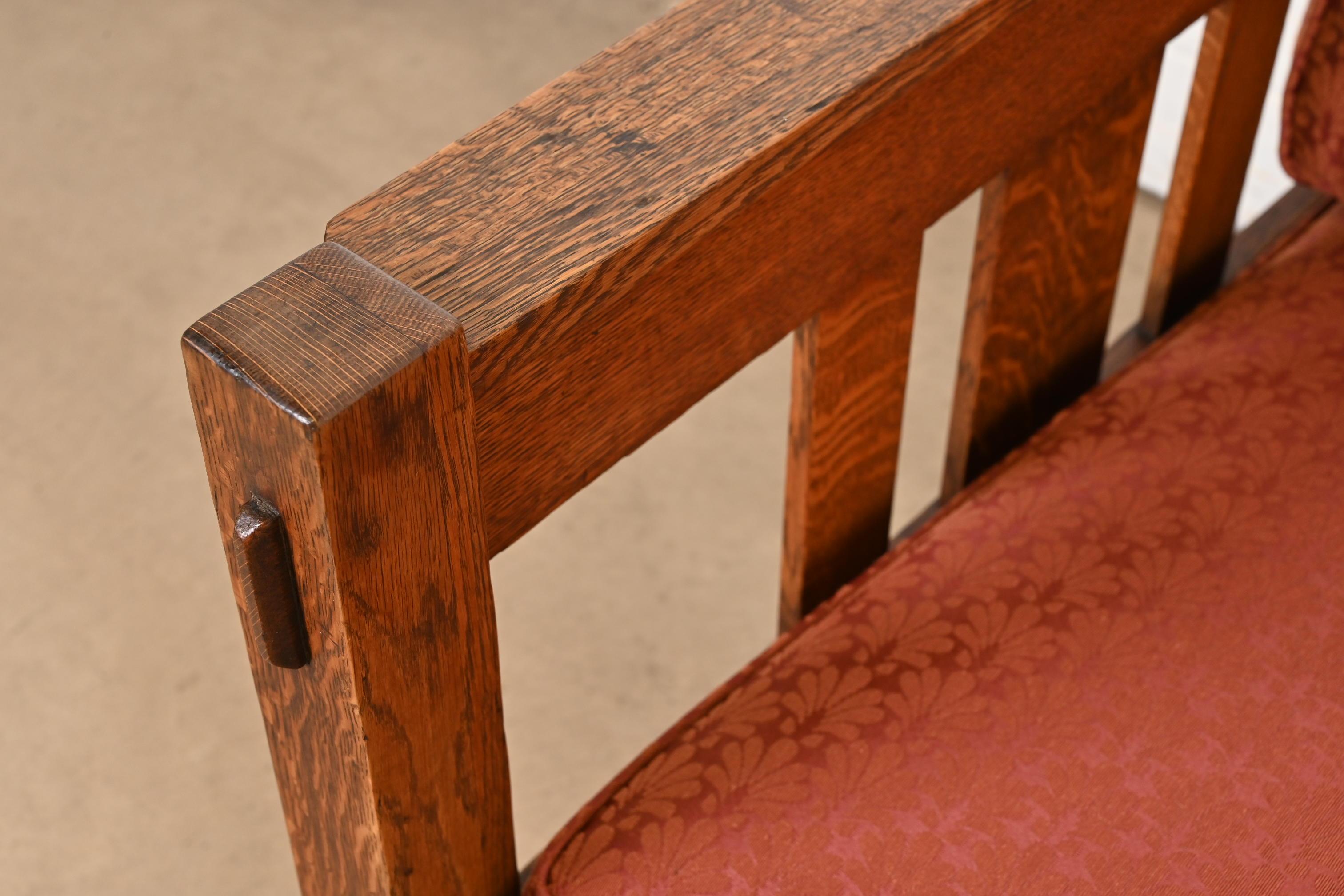 Canapé Mission Arts and Crafts de Stickley Brothers, vers 1900 en vente 2