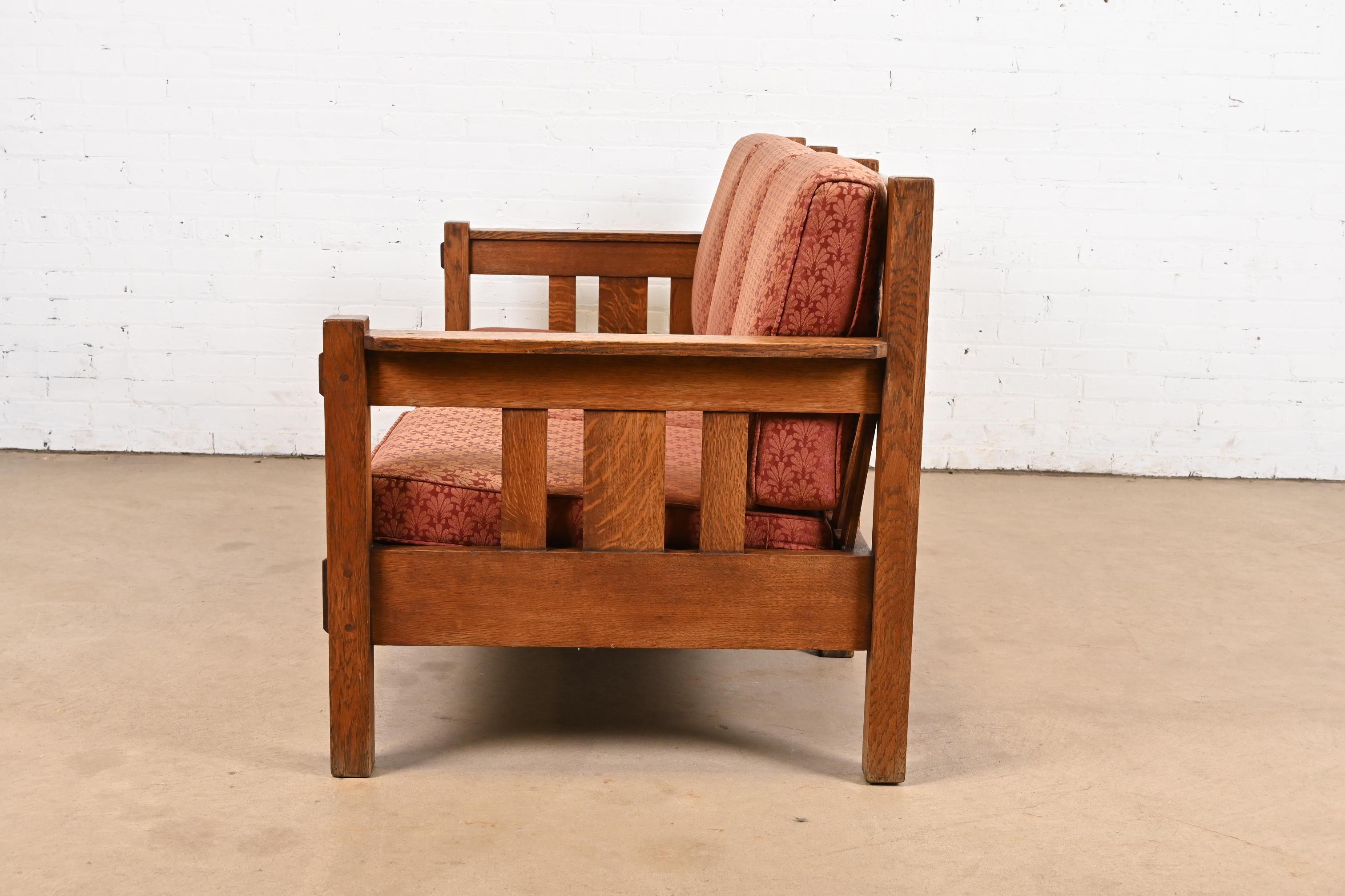 Canapé Mission Arts and Crafts de Stickley Brothers, vers 1900 en vente 3