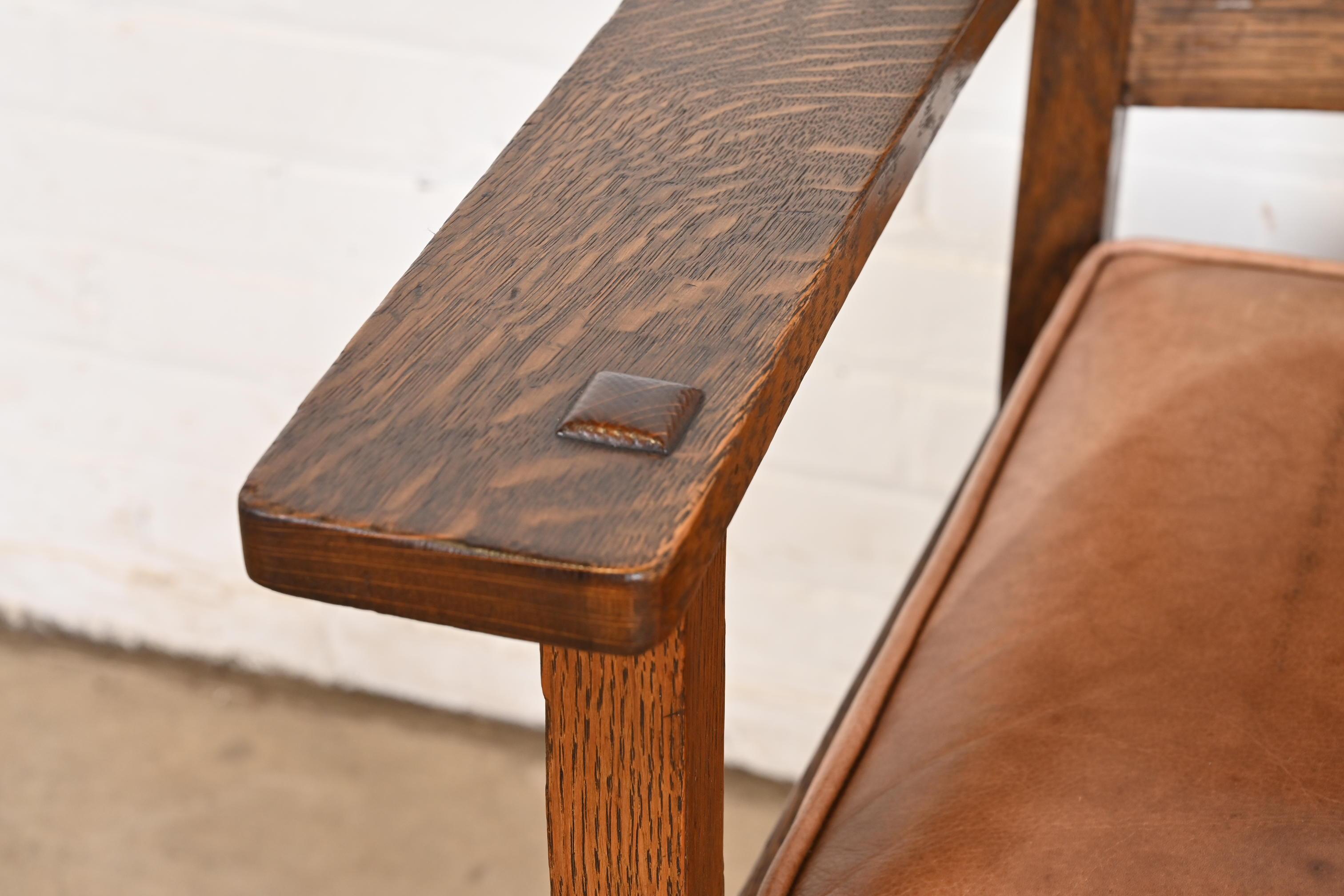 Stickley Brothers Antique Mission Oak Arts & Crafts Armchair, Circa 1900 For Sale 1