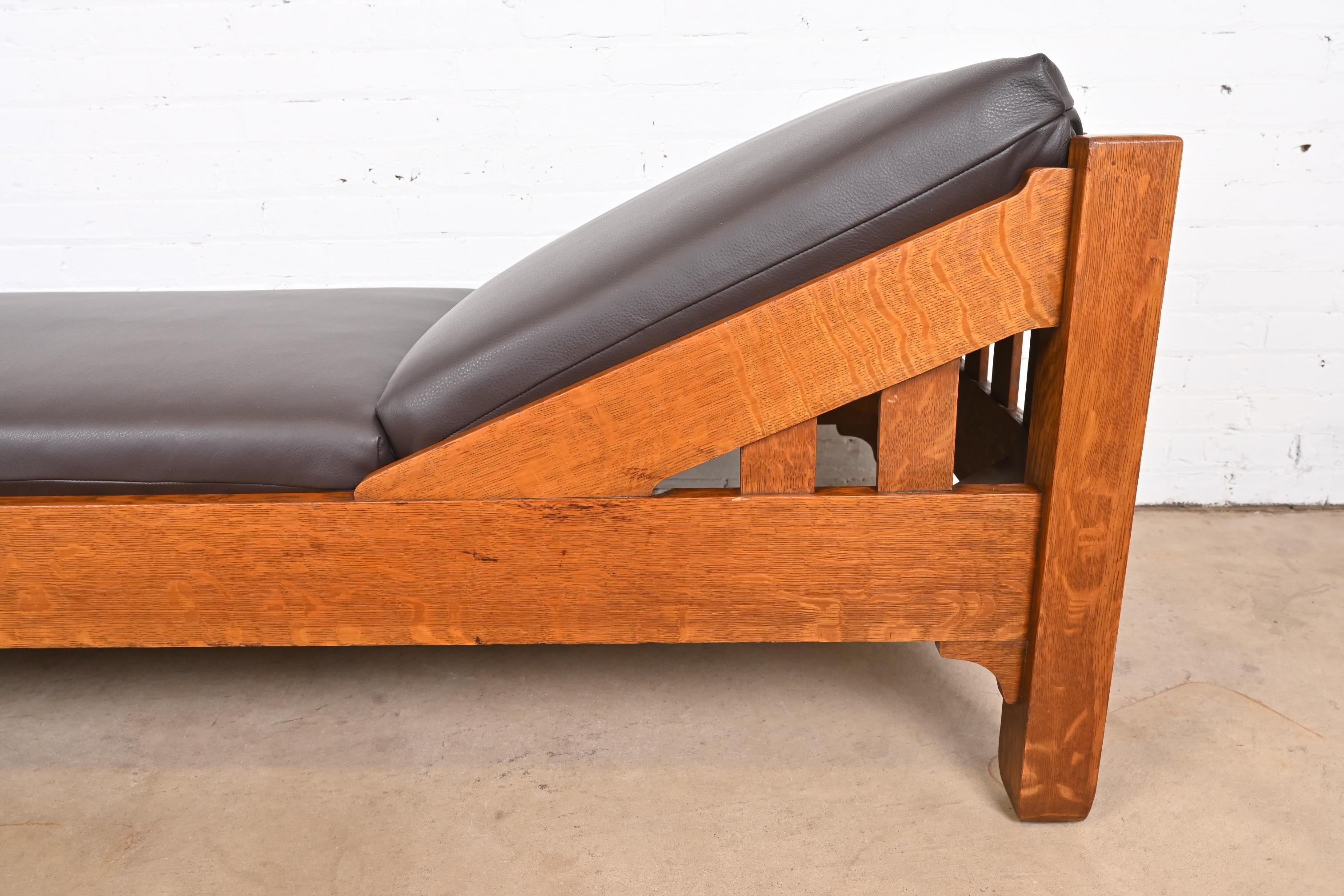 Leather Stickley Brothers Antique Mission Oak Arts & Crafts Daybed, Newly Reupholstered For Sale