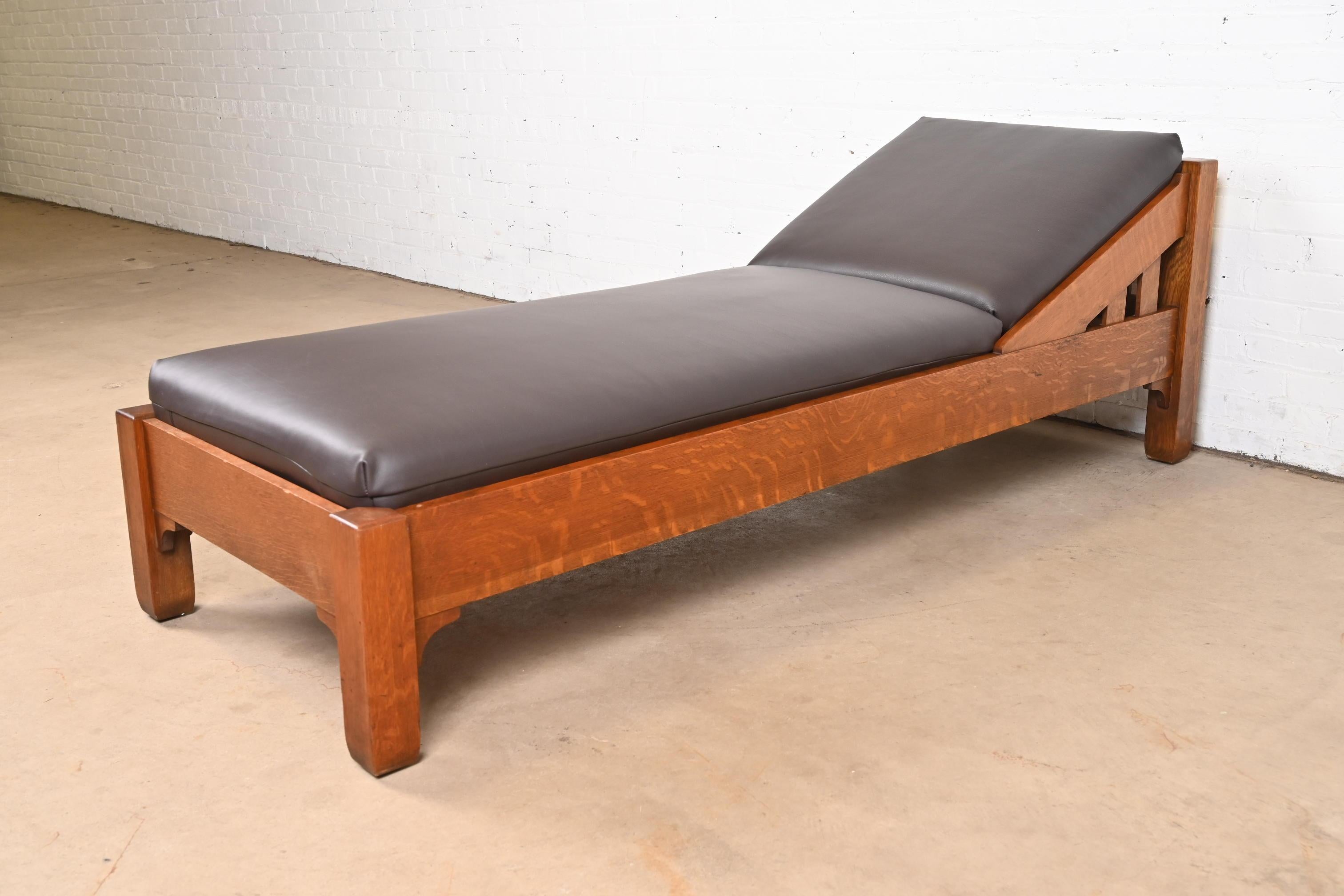 Leather Stickley Brothers Antique Mission Oak Arts & Crafts Daybed, Newly Reupholstered For Sale