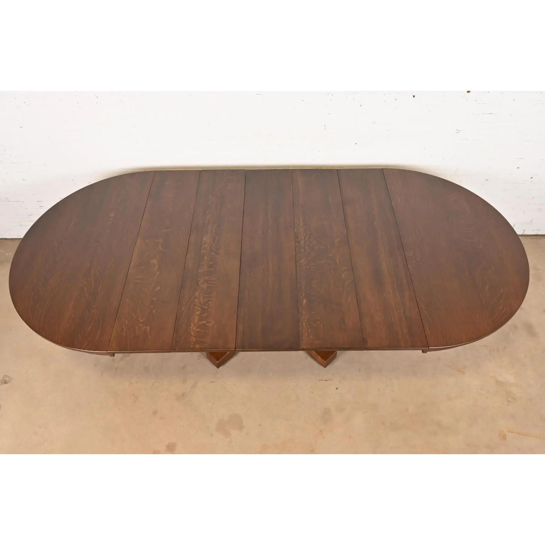 Stickley Brothers Antiker Missions-Esstisch aus Eiche im Arts & Crafts-Stil, neu lackiert im Angebot 3