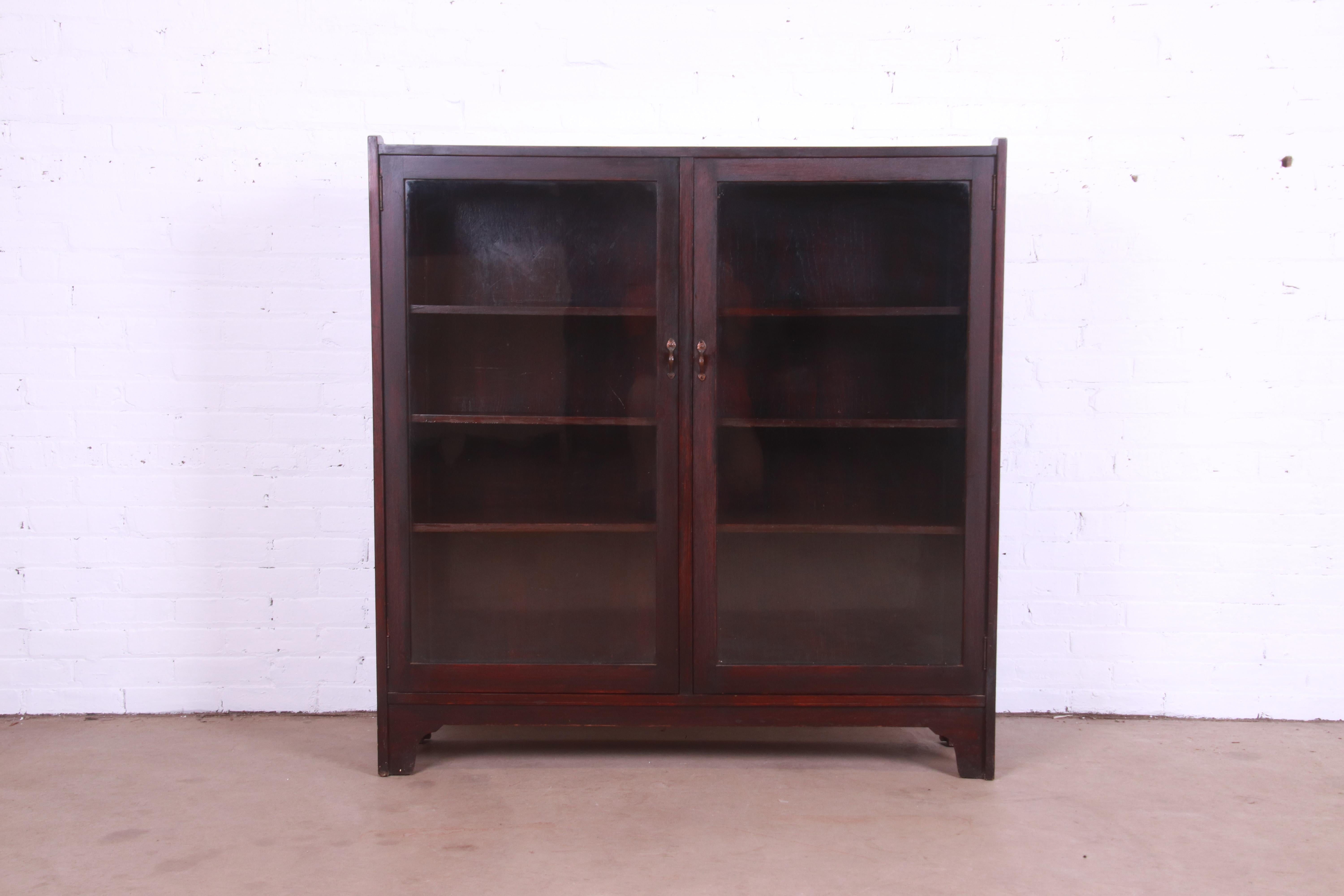 American Stickley Brothers Antique Mission Oak Arts & Crafts Double Bookcase, Circa 1900