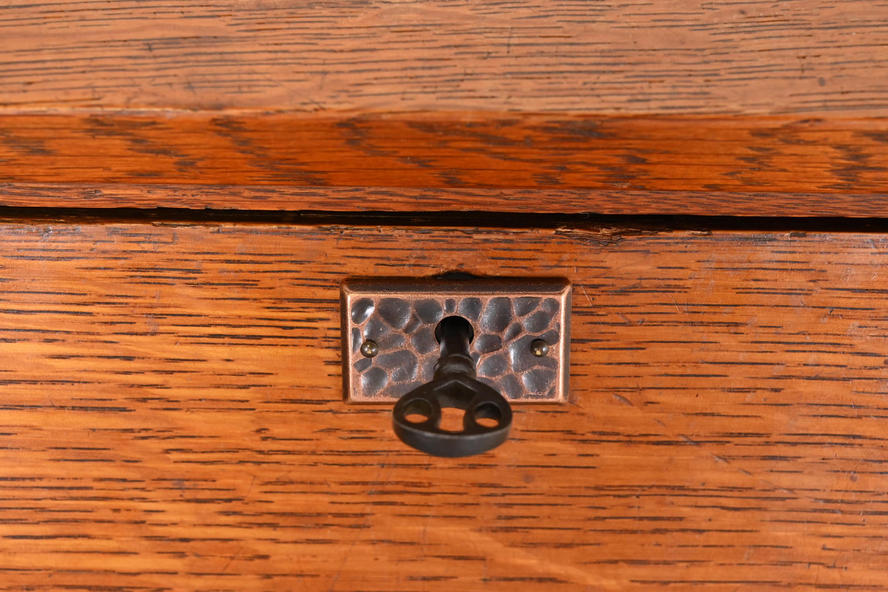 Stickley Brothers Escritorio antiguo Mission Oak Arts & Crafts con frente abatible en venta 1