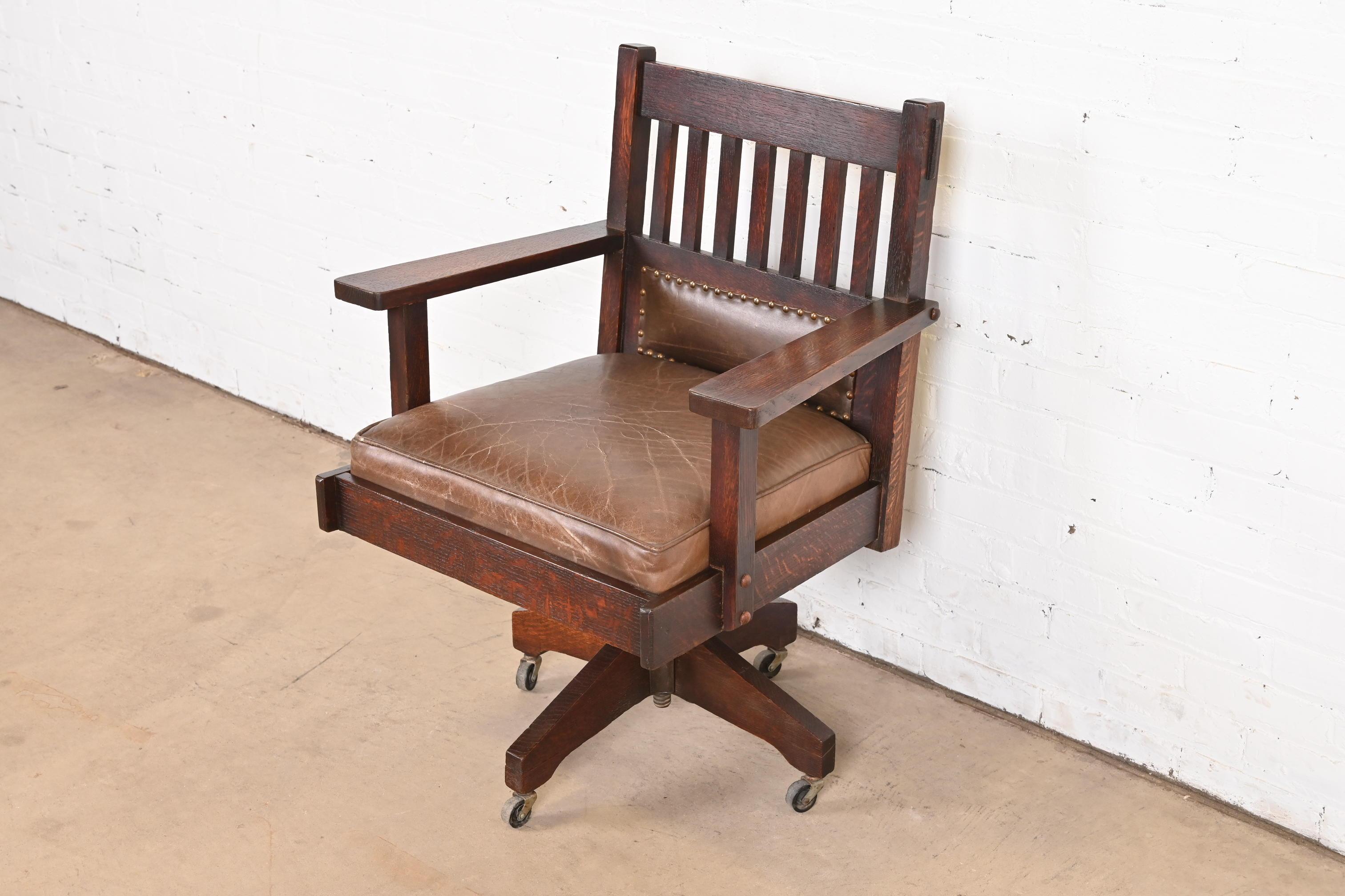 Arts and Crafts Stickley Brothers Antique Mission Oak Arts & Crafts Executive Swivel Desk Chair