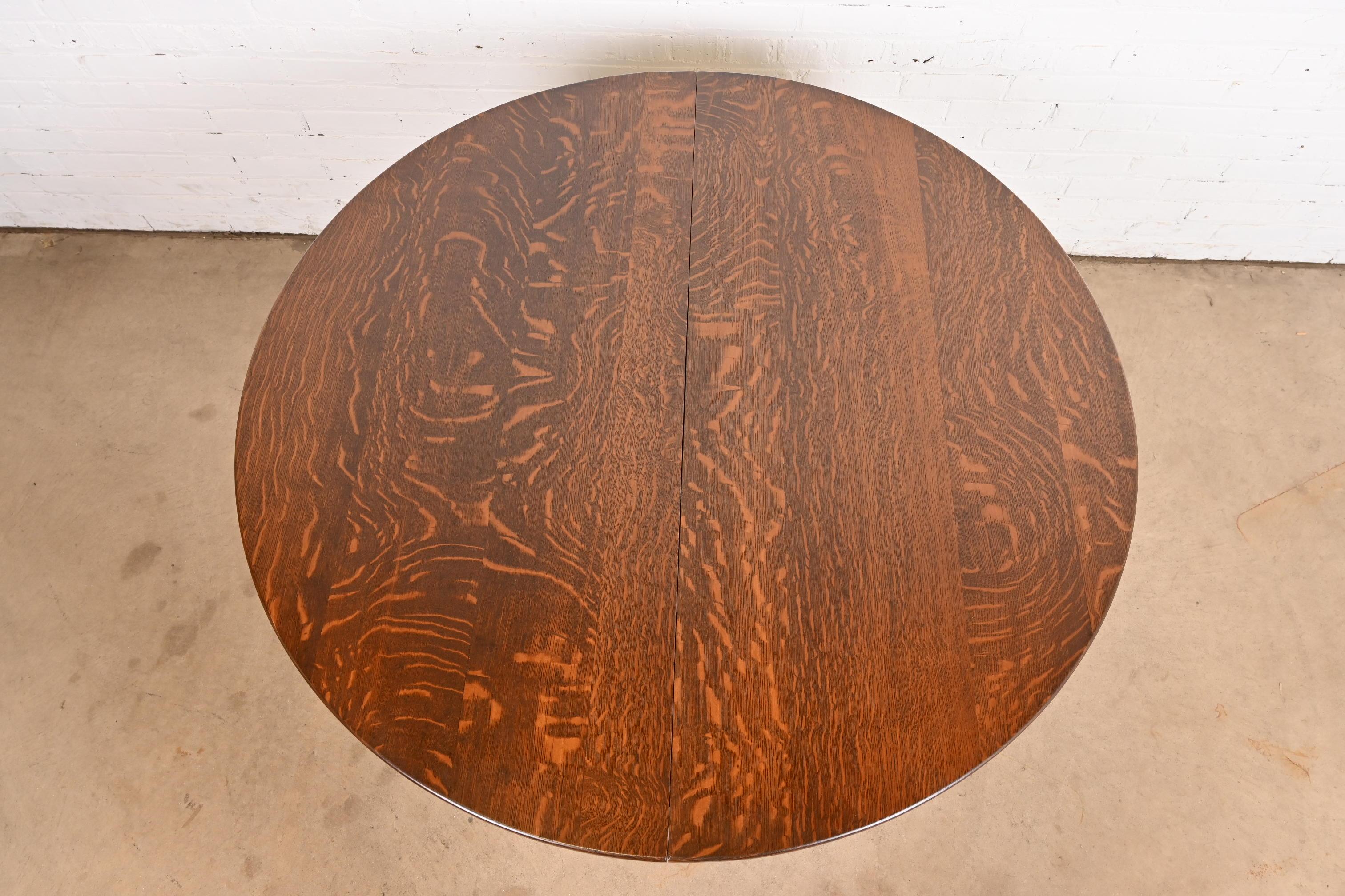 Table de salle à manger à rallonge Mission en chêne Arts & Crafts de Stickley Brothers en vente 3
