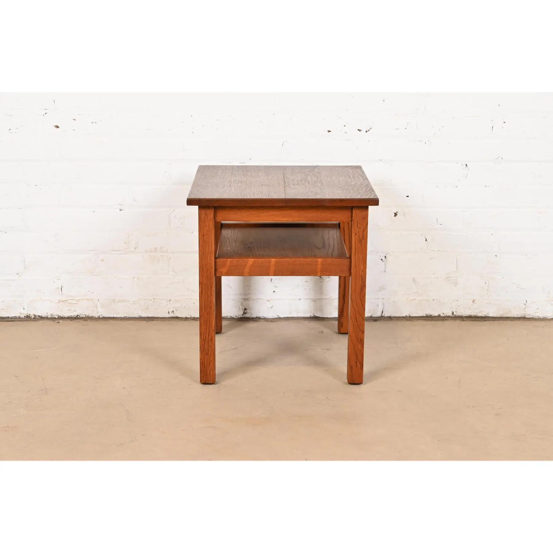 Stickley Brothers Tavolino Occasionale Mission Arts & Crafts in Oak, 1900 in vendita 3
