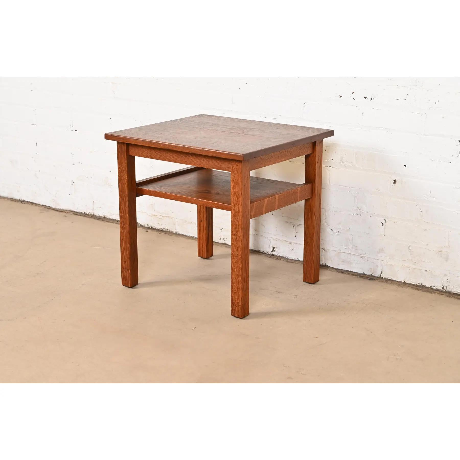 Arts and Crafts Stickley Brothers Tavolino Occasionale Mission Arts & Crafts in Oak, 1900 in vendita