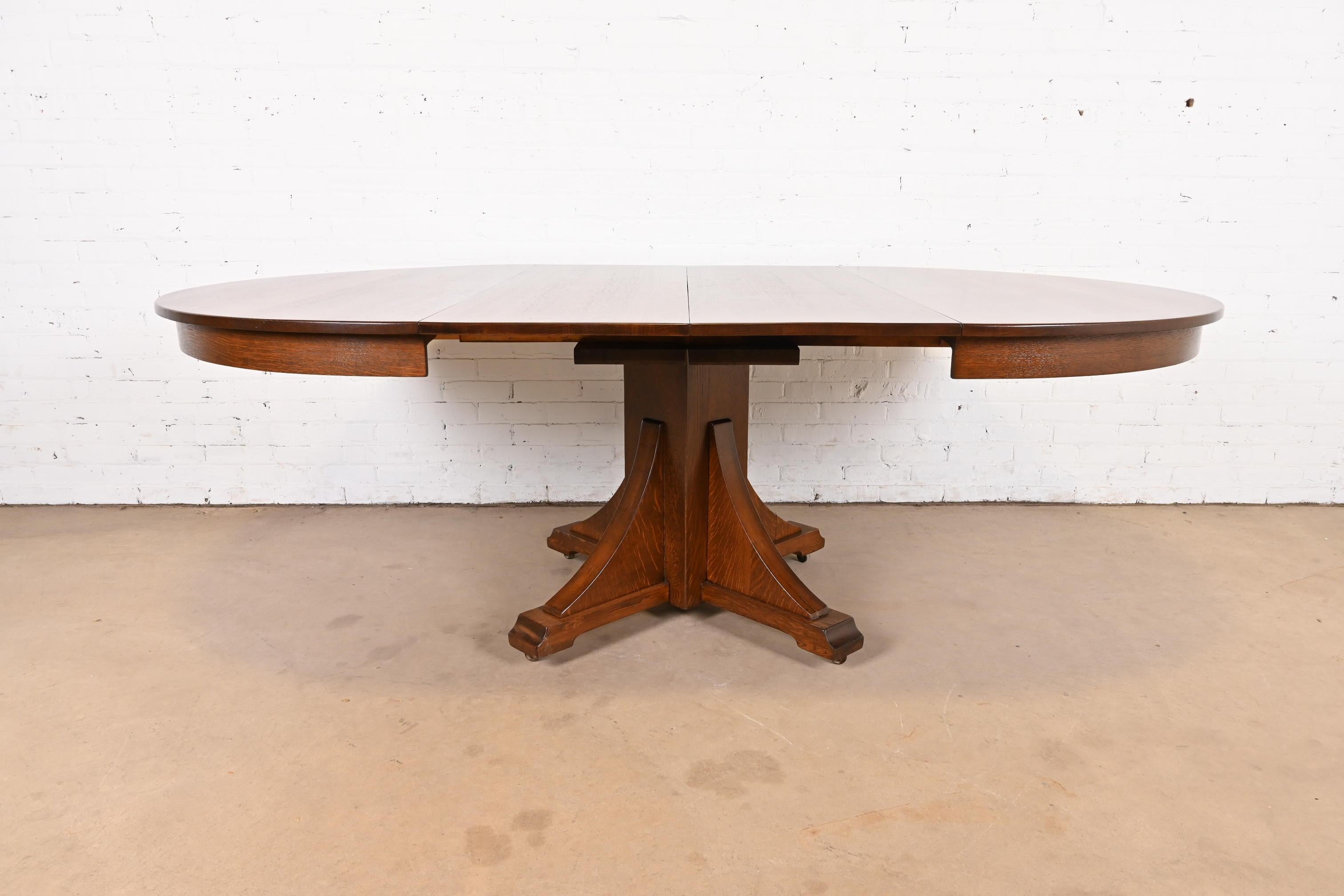 Stickley Brothers Antique Mission Oak Arts & Crafts Pedestal Dining Table For Sale 1