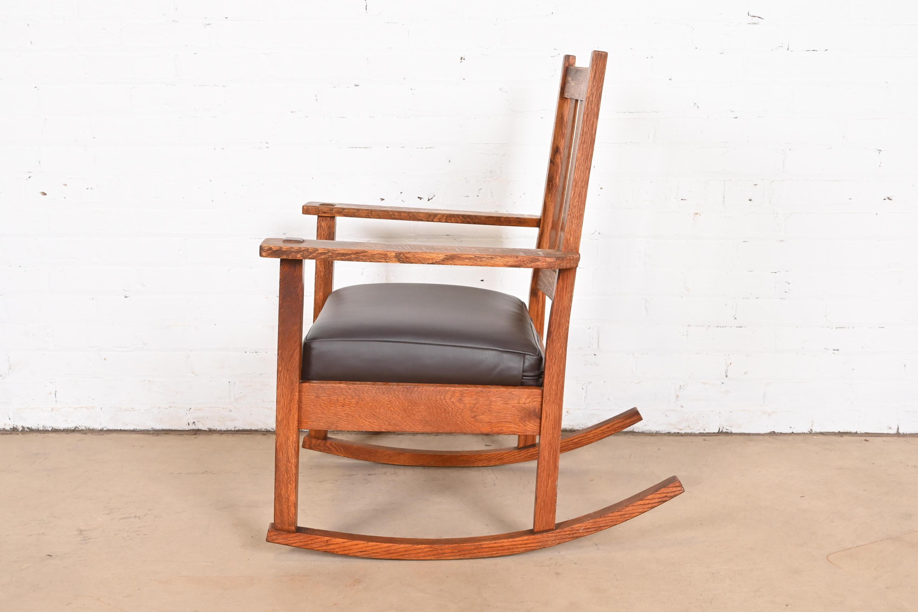 Stickley Brothers Antique Mission Oak Arts & Crafts Rocking Chair, Circa 1900 For Sale 4