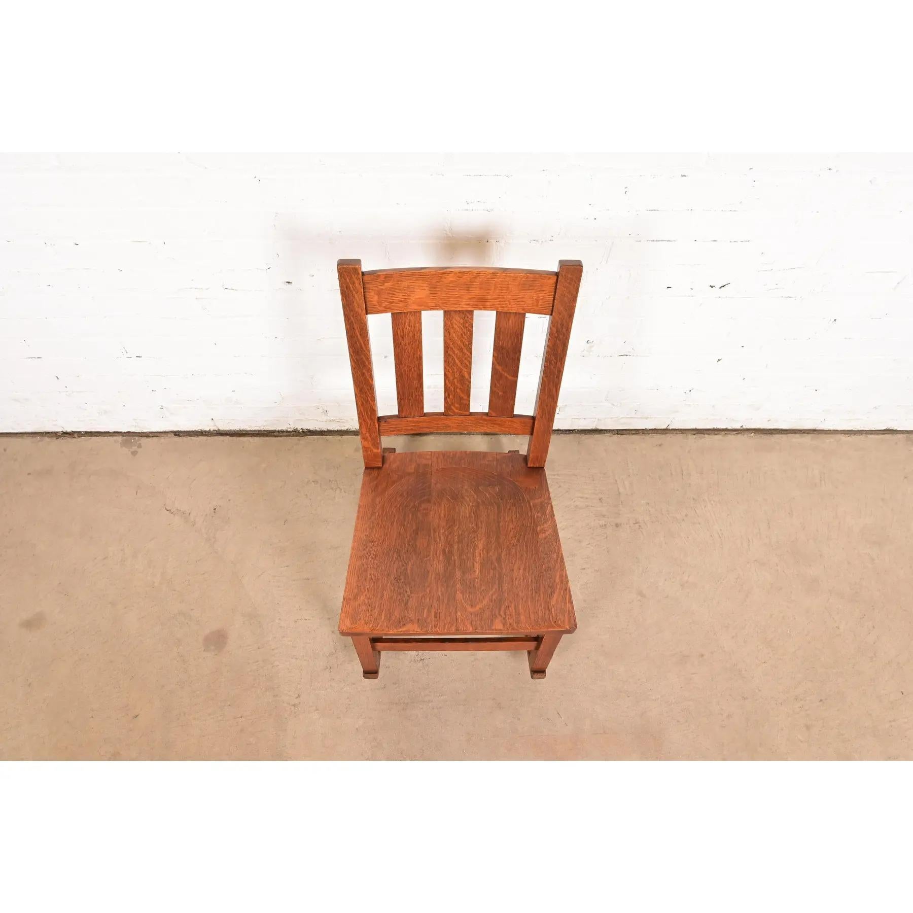 Stickley Brothers Antike Mission Arts & Crafts Eiche Nähen Schaukelstuhl (20. Jahrhundert) im Angebot