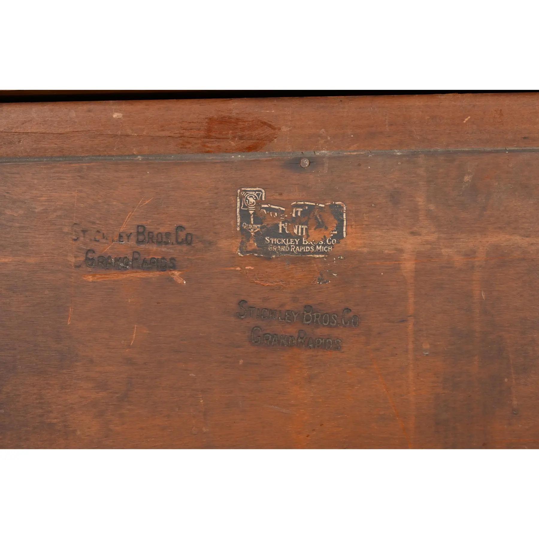 Service de buffet Mission en chêne Arts & Crafts de Stickley Brothers en vente 6