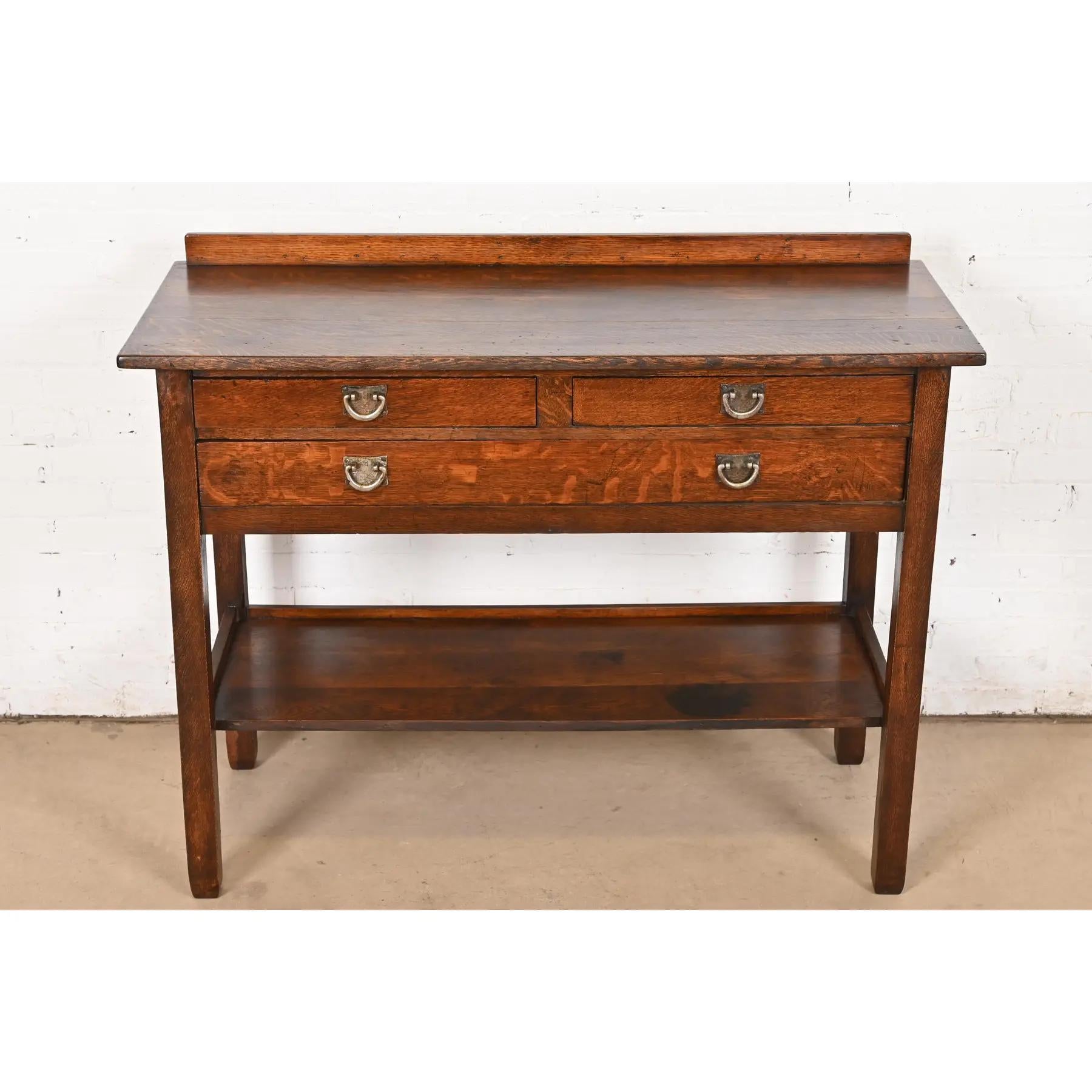 Service de buffet Mission en chêne Arts & Crafts de Stickley Brothers Bon état - En vente à South Bend, IN
