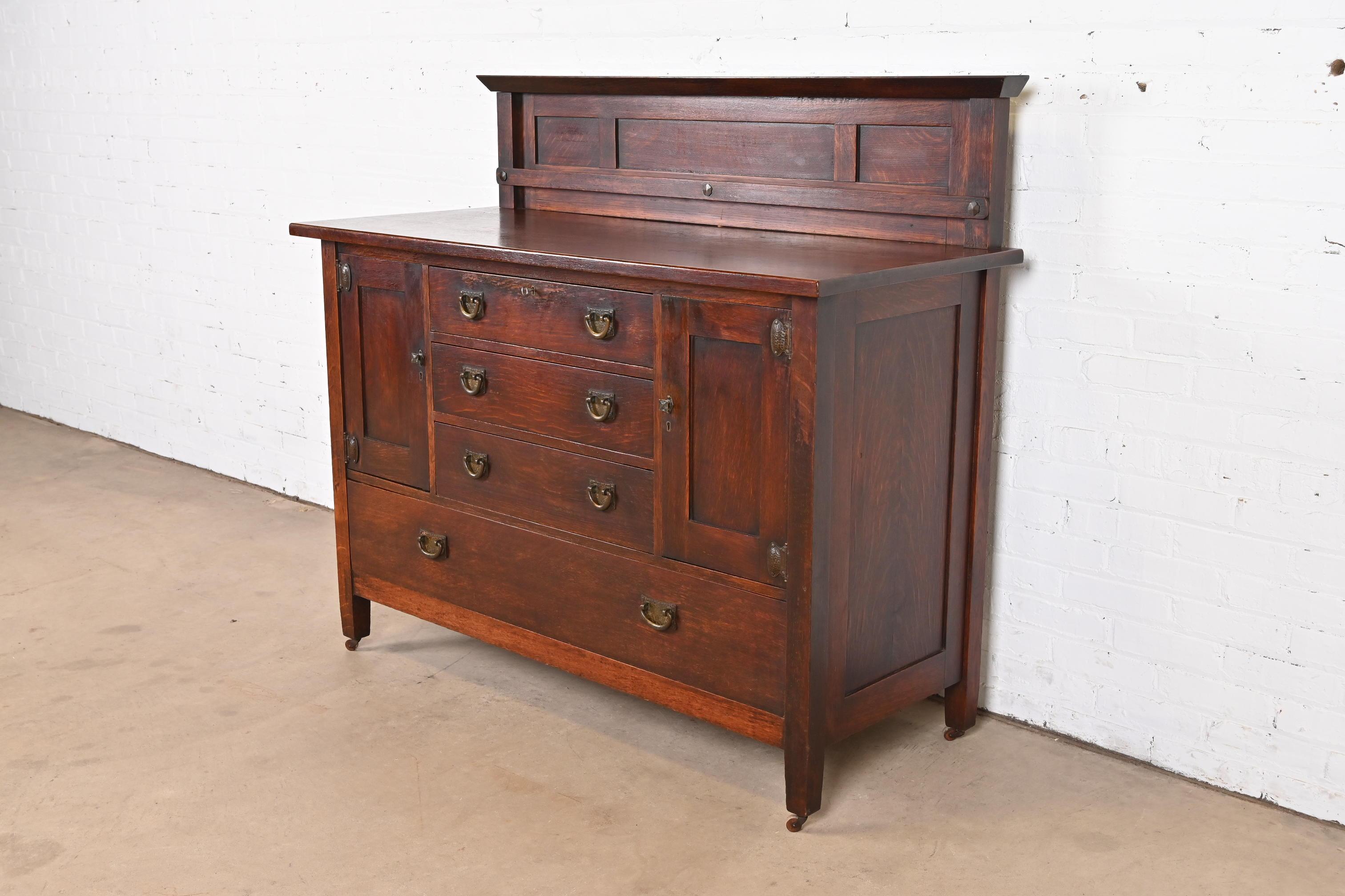 Stickley Brothers Antique Mission Oak Arts & Crafts Sideboard, Circa 1900 In Good Condition In South Bend, IN