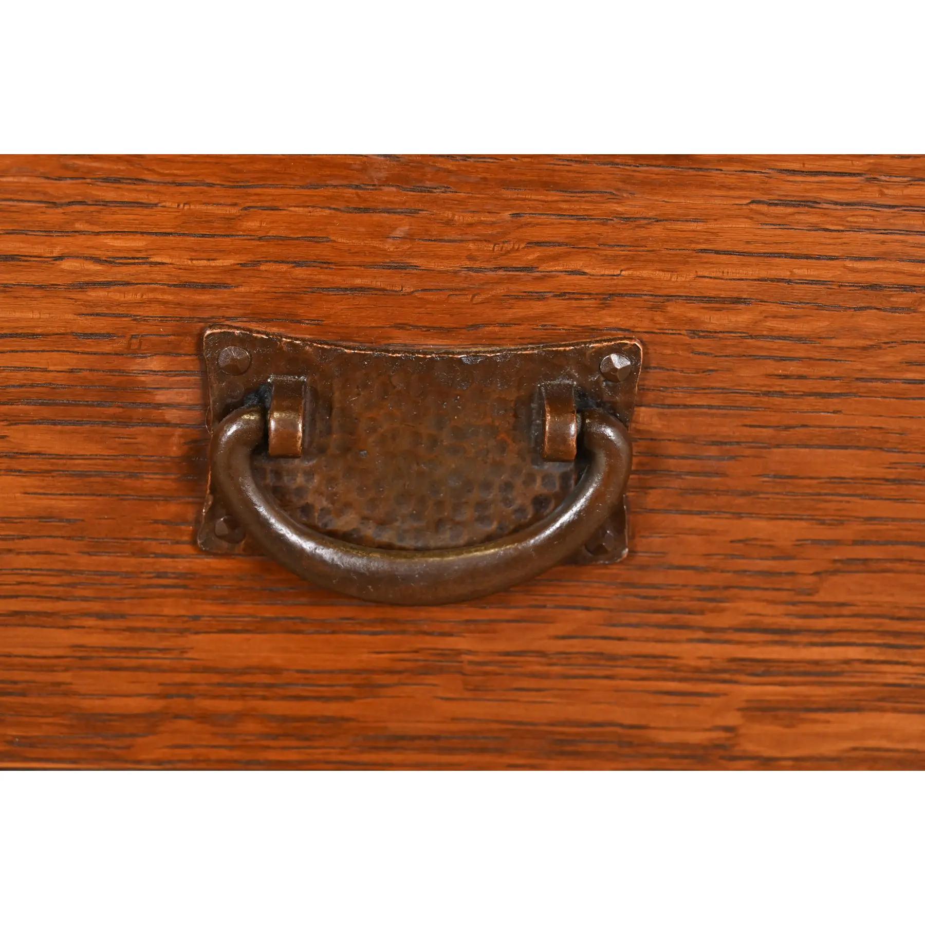 Stickley Brothers Antique Mission Oak Arts & Crafts Sideboard or Bar Cabinet For Sale 1
