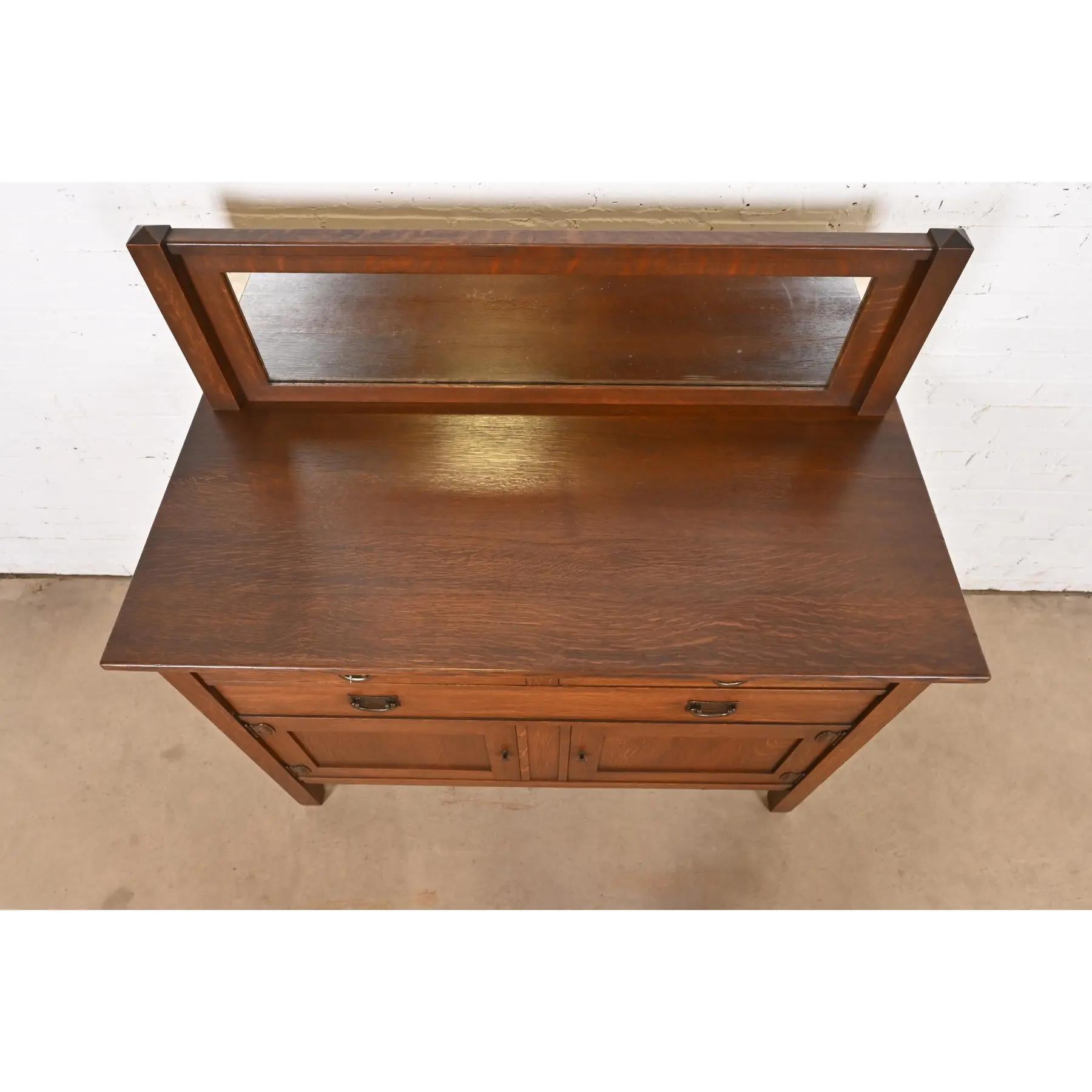 Stickley Brothers Antique Mission Oak Arts & Crafts Sideboard or Bar Cabinet For Sale 2