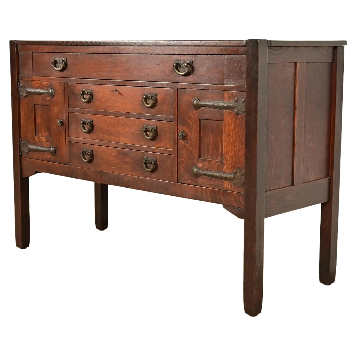 Stickley Brothers Antique Mission Oak Arts & Crafts Strap Hinge Sideboard, 1910