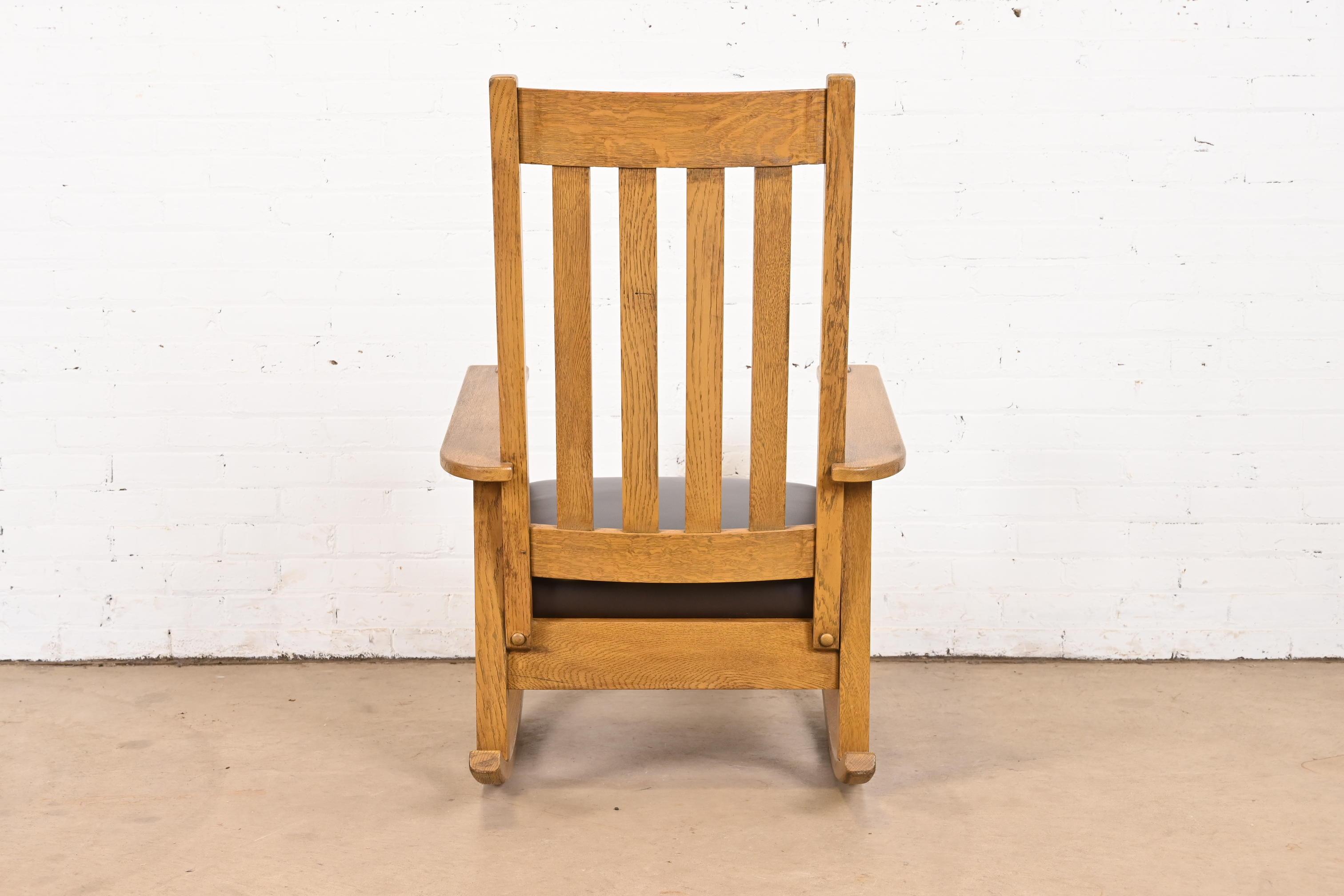 Stickley Brothers Arts & Crafts Oak and Leather Rocking Chair, Circa 1900 5