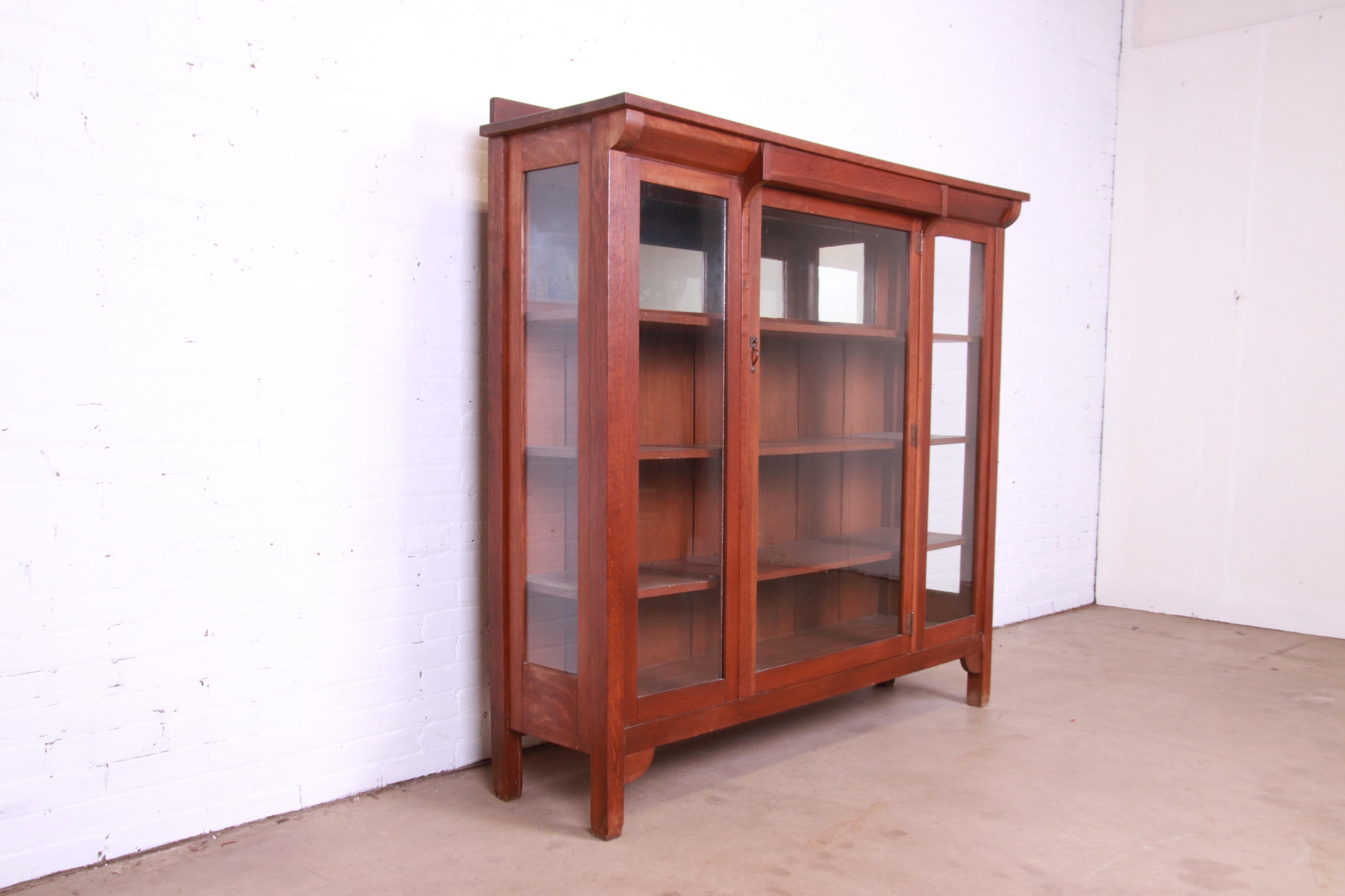 20th Century Stickley Brothers Mission Oak Arts and Crafts Bookcase, circa 1900