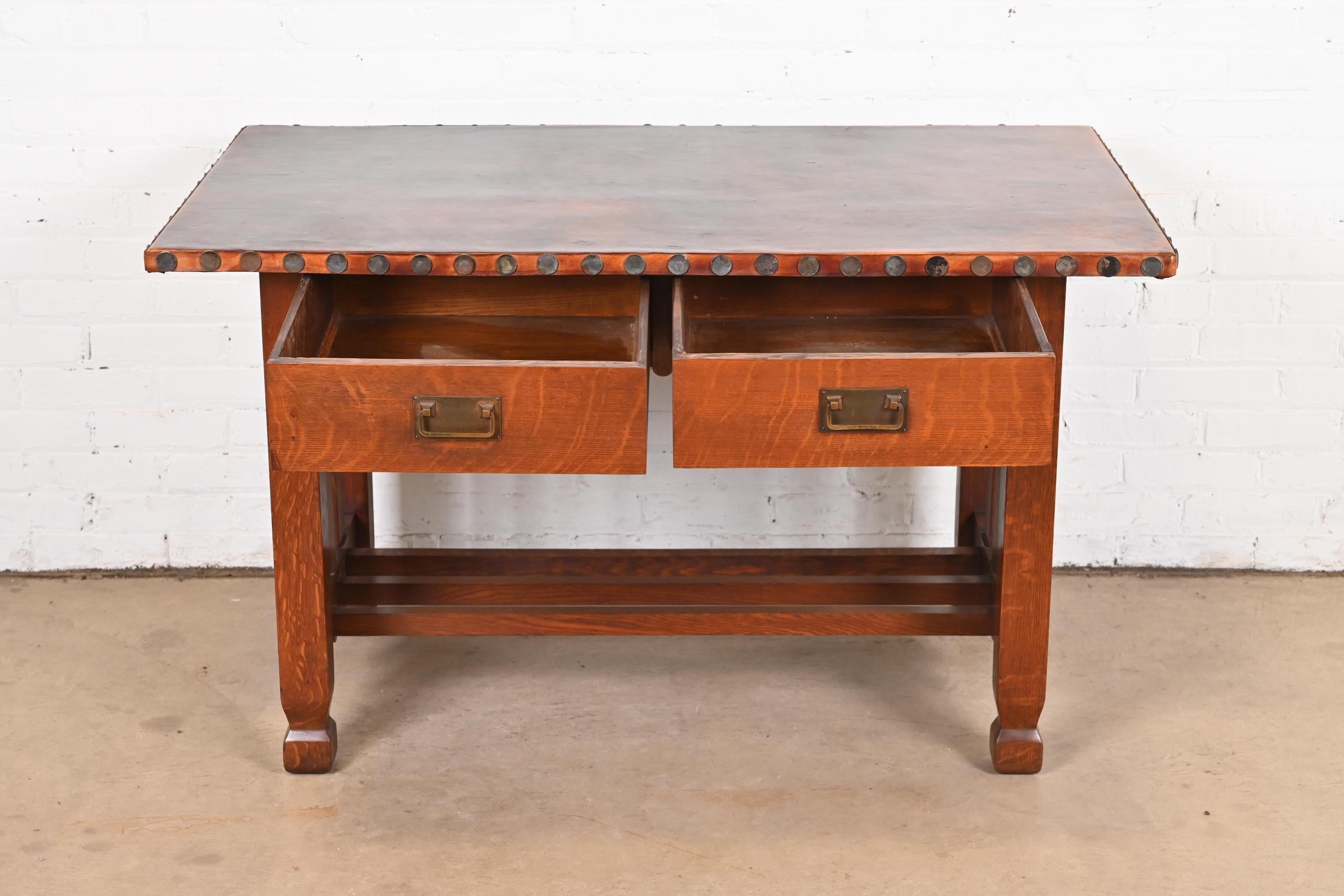 Table de bureau ou de bibliothèque Mission en chêne Arts & Crafts avec plateau en cuir Stickley Brothers en vente 1
