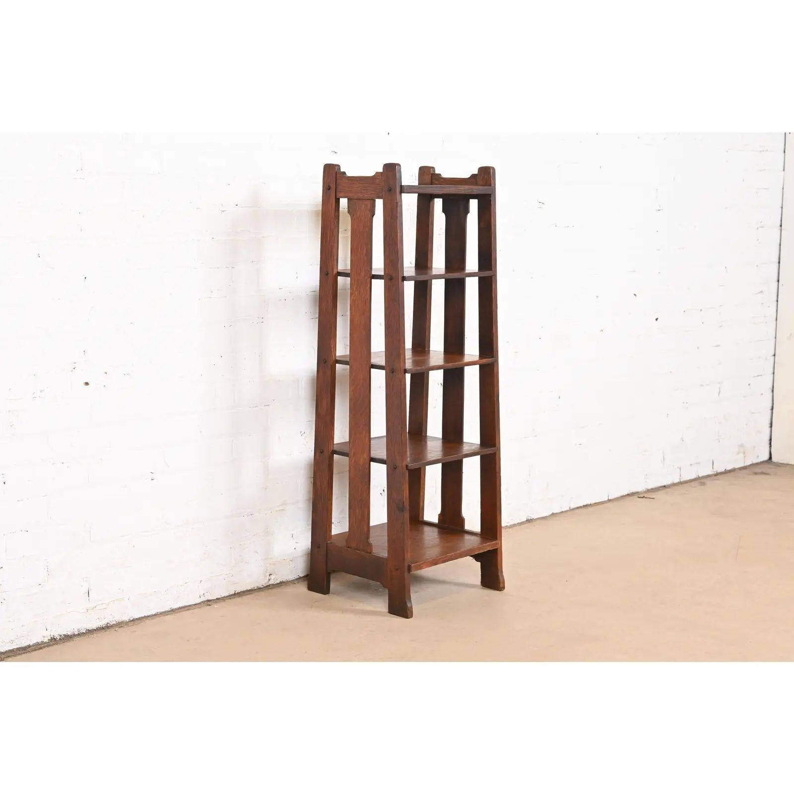 Librería o revistero de listones en Mission Arts & Crafts de Stickley Brothers Oak Estadounidense en venta