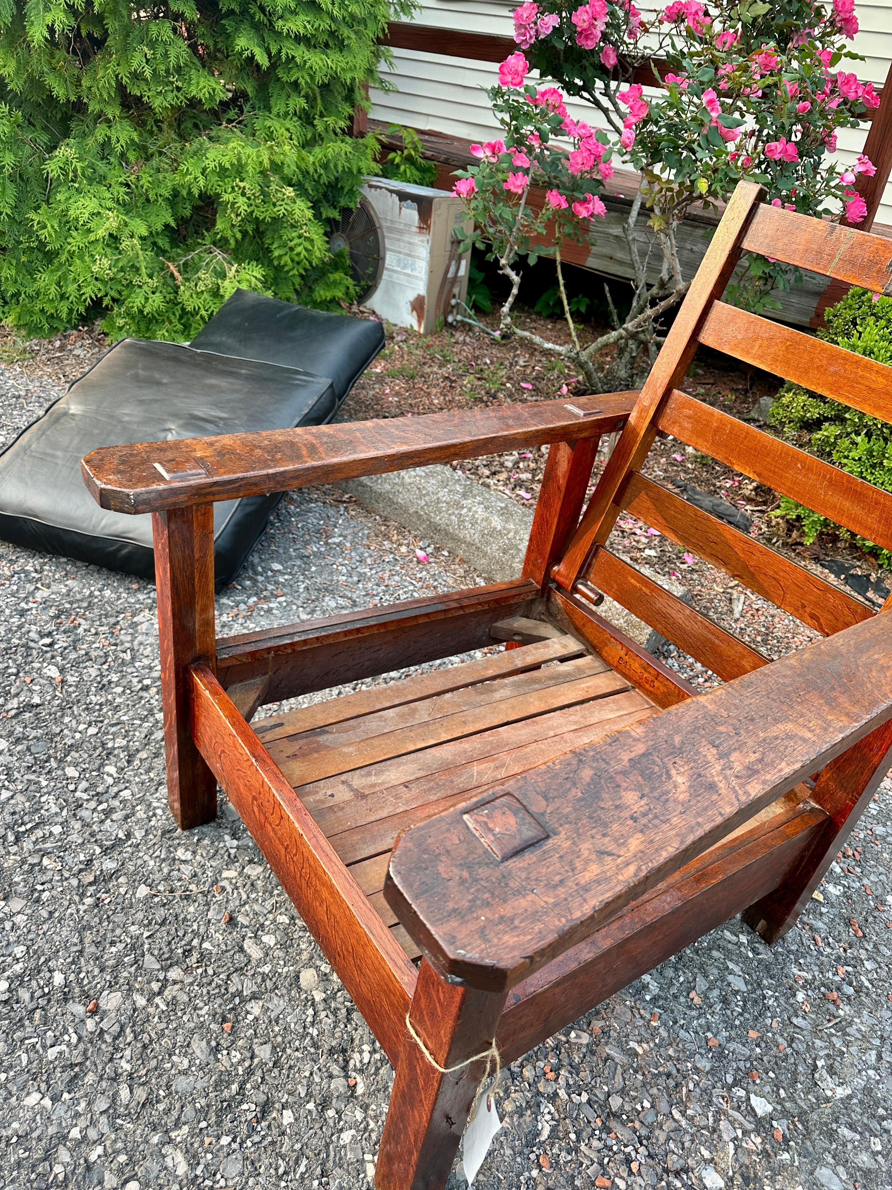 Chaise Morris de Stickley Brothers (Recliner) Model No. 64.  Signé ! - W8029 en vente 3