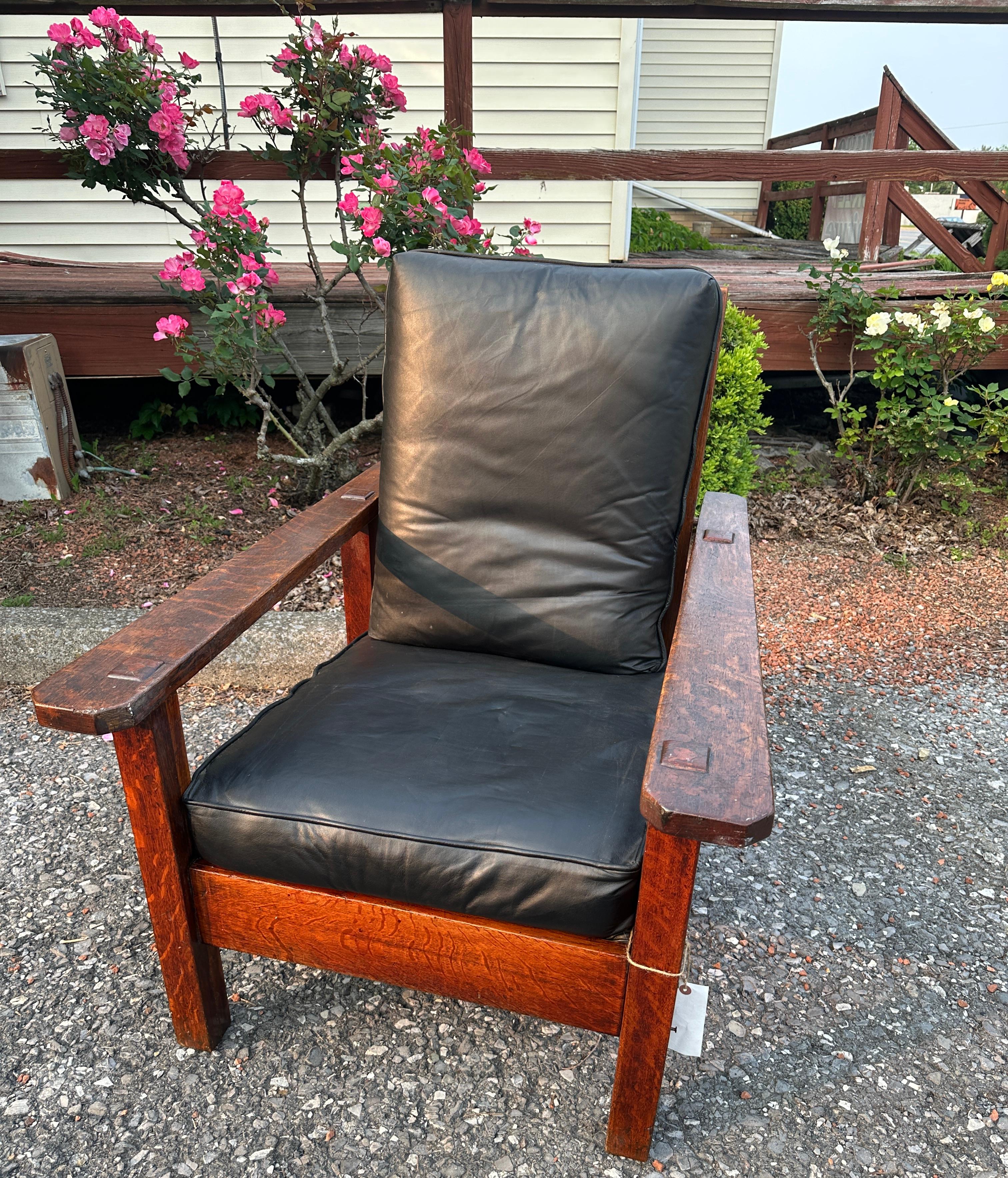 Chaise Morris de Stickley Brothers (Recliner) Model No. 64.  Signé ! - W8029 en vente 5