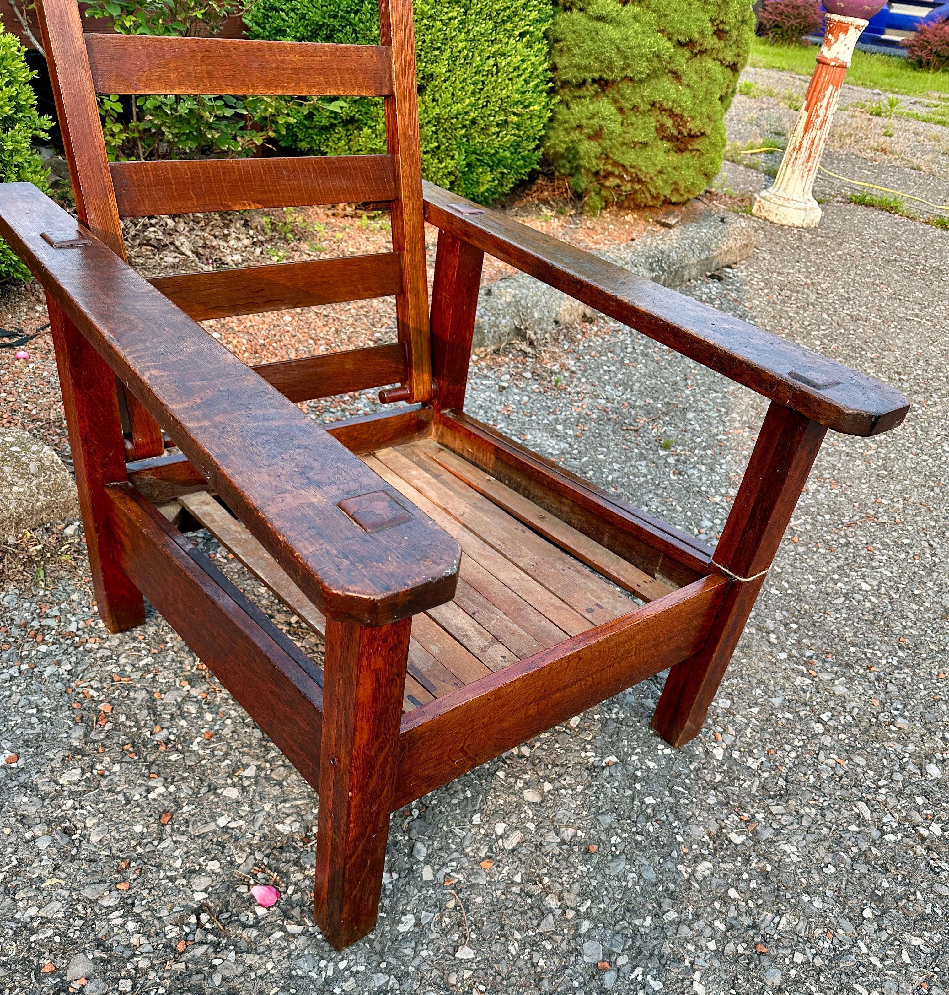 Chaise Morris de Stickley Brothers (Recliner) Model No. 64.  Signé ! - W8029 en vente 2