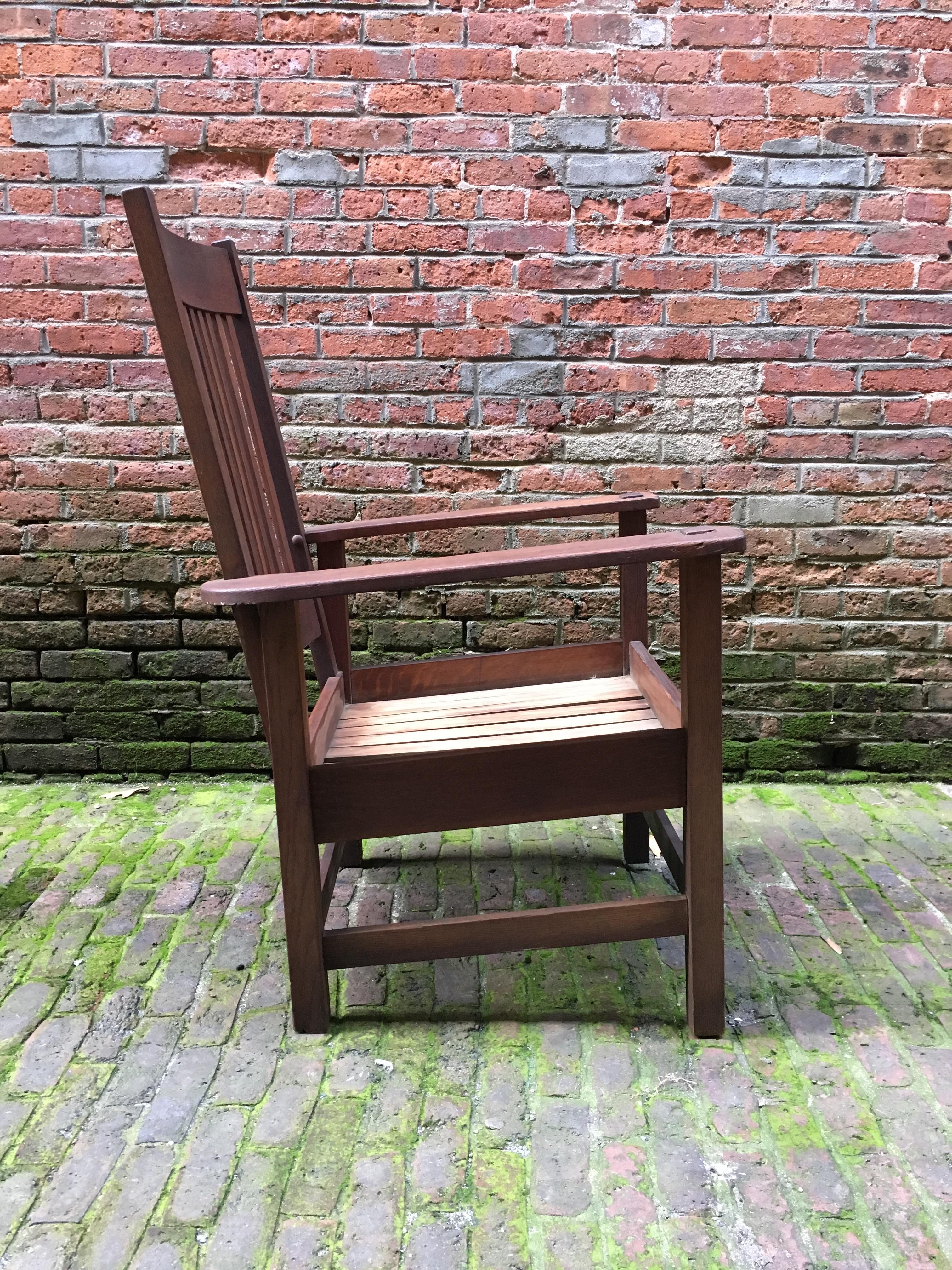 Stickley Brothers Quaint Furniture Arts & Crafts Spindle Back Armchair In Good Condition In Garnerville, NY
