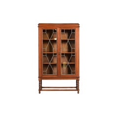 Stickley Brothers Style Antique Arts & Crafts Oak Bookcase Cabinet, Circa 1900