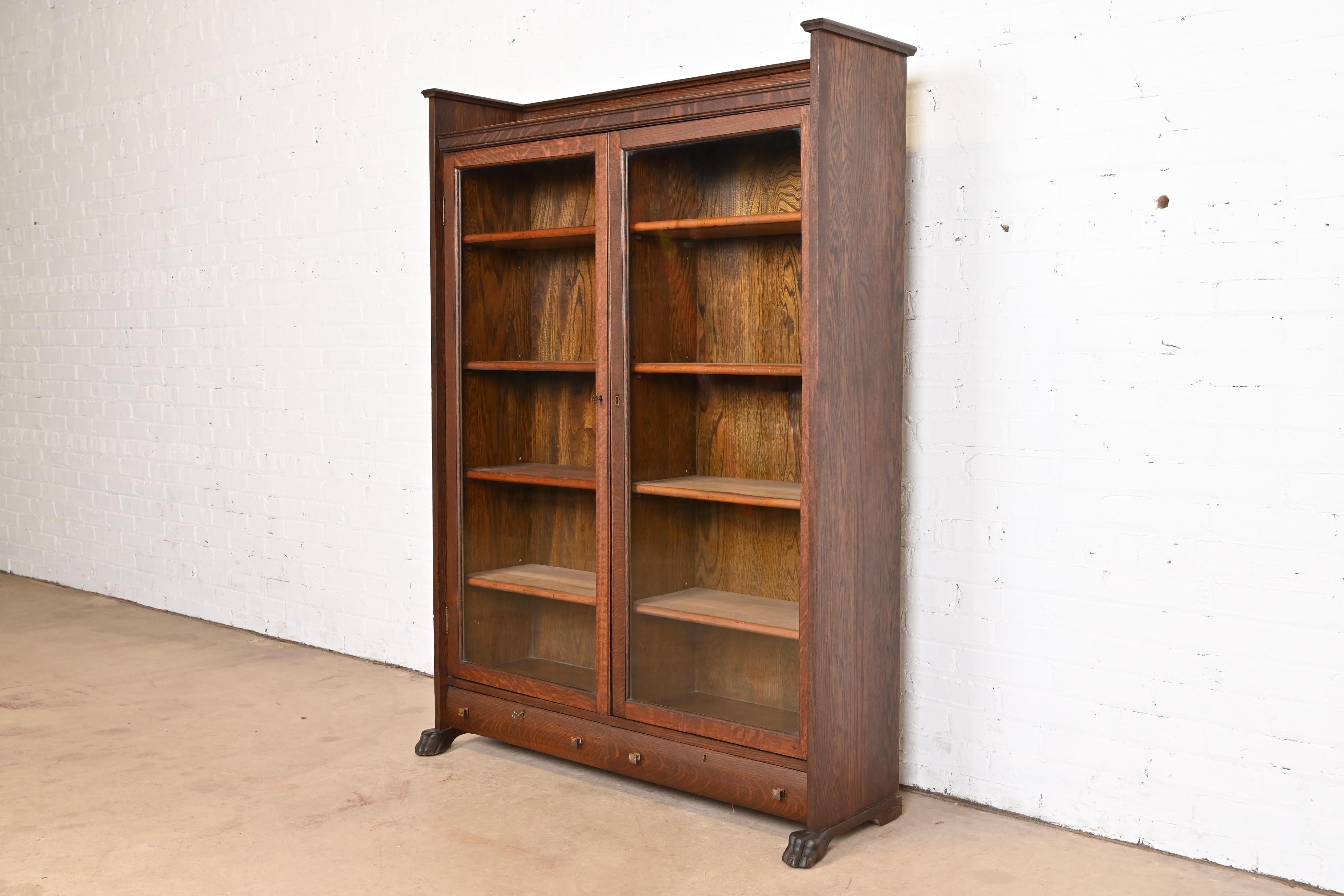 American Stickley Brothers Style Antique Mission Oak Arts and Crafts Bookcase, Circa 1900