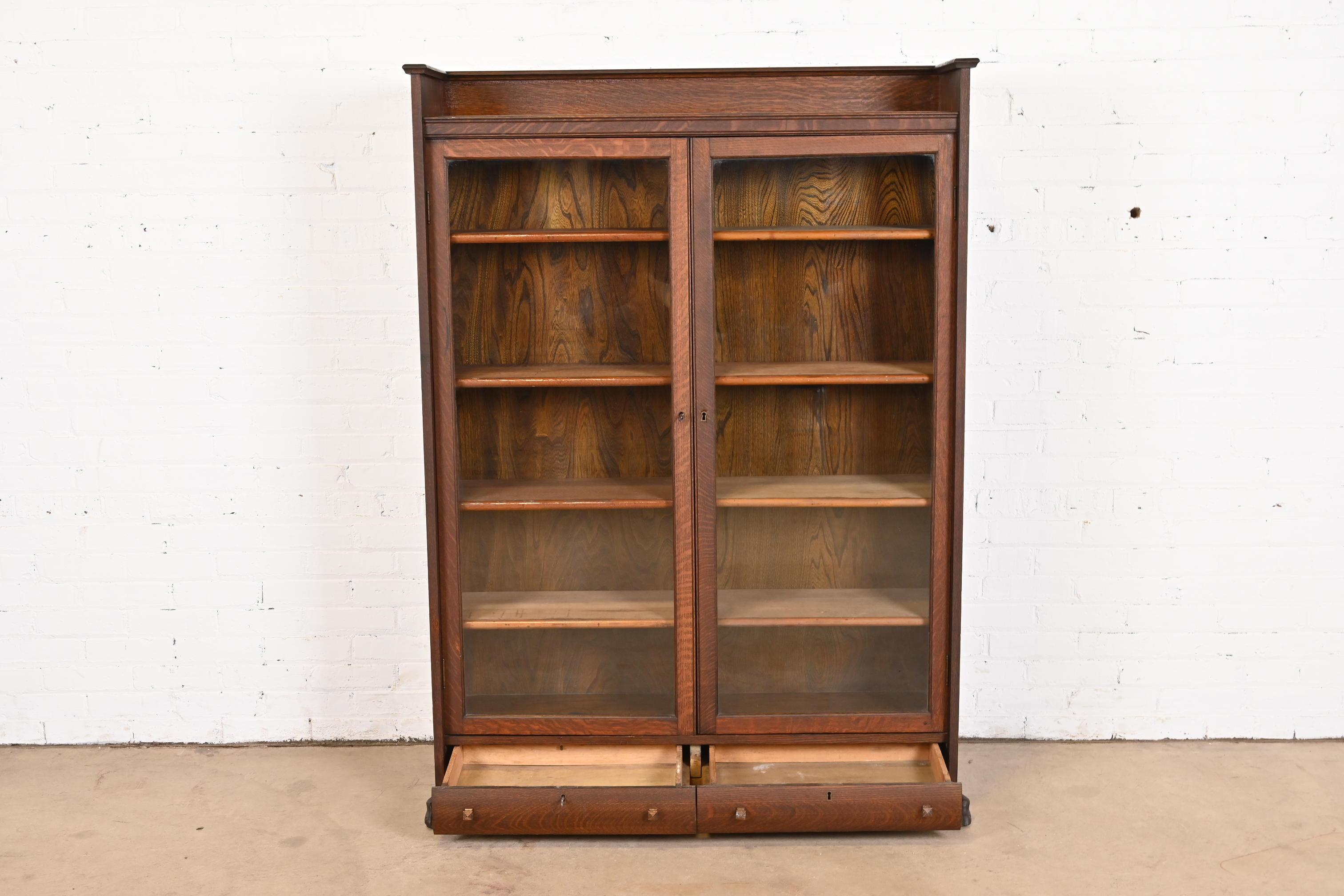 Stickley Brothers Style Antique Mission Oak Arts and Crafts Bookcase, Circa 1900 1