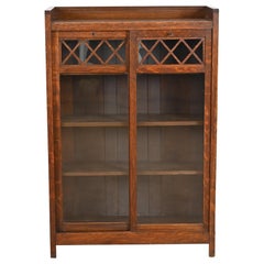 Stickley Brothers Style Antique Mission Oak Arts and Crafts Bookcase, Circa 1900