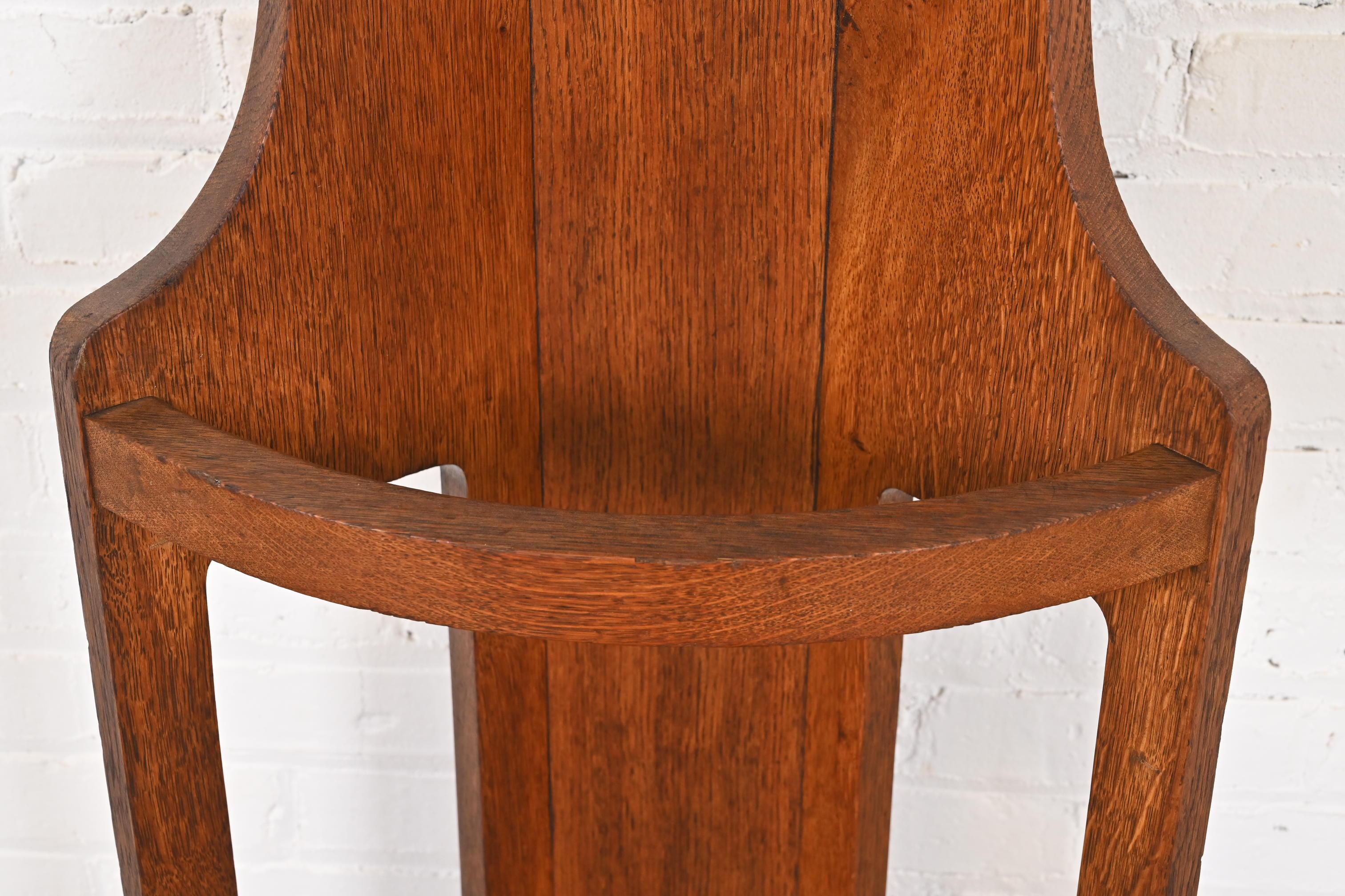 Stickley Brothers Style Antique Mission Arts & Craft Oak Corner Umbrella Stand en vente 1