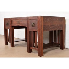 Stickley Brothers Style Antique Mission Oak Arts & Crafts Desk, Circa 1910