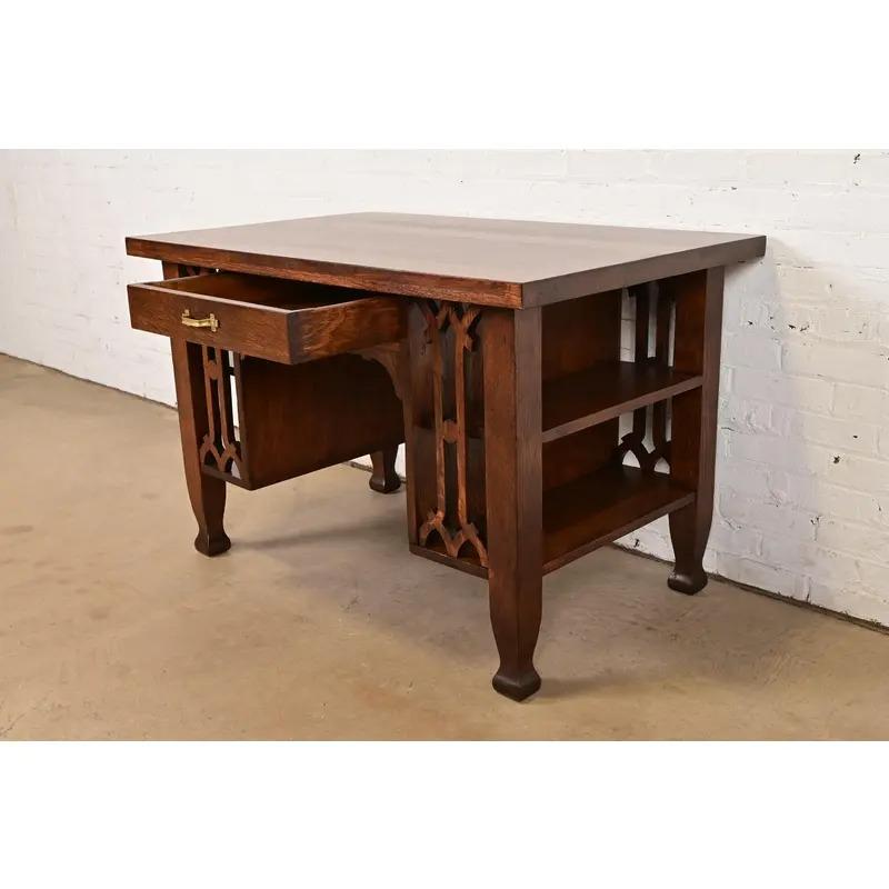 Scrivania Mission Arts & Crafts di Stickley Brothers in stile Oak, appena rifinita in vendita 1