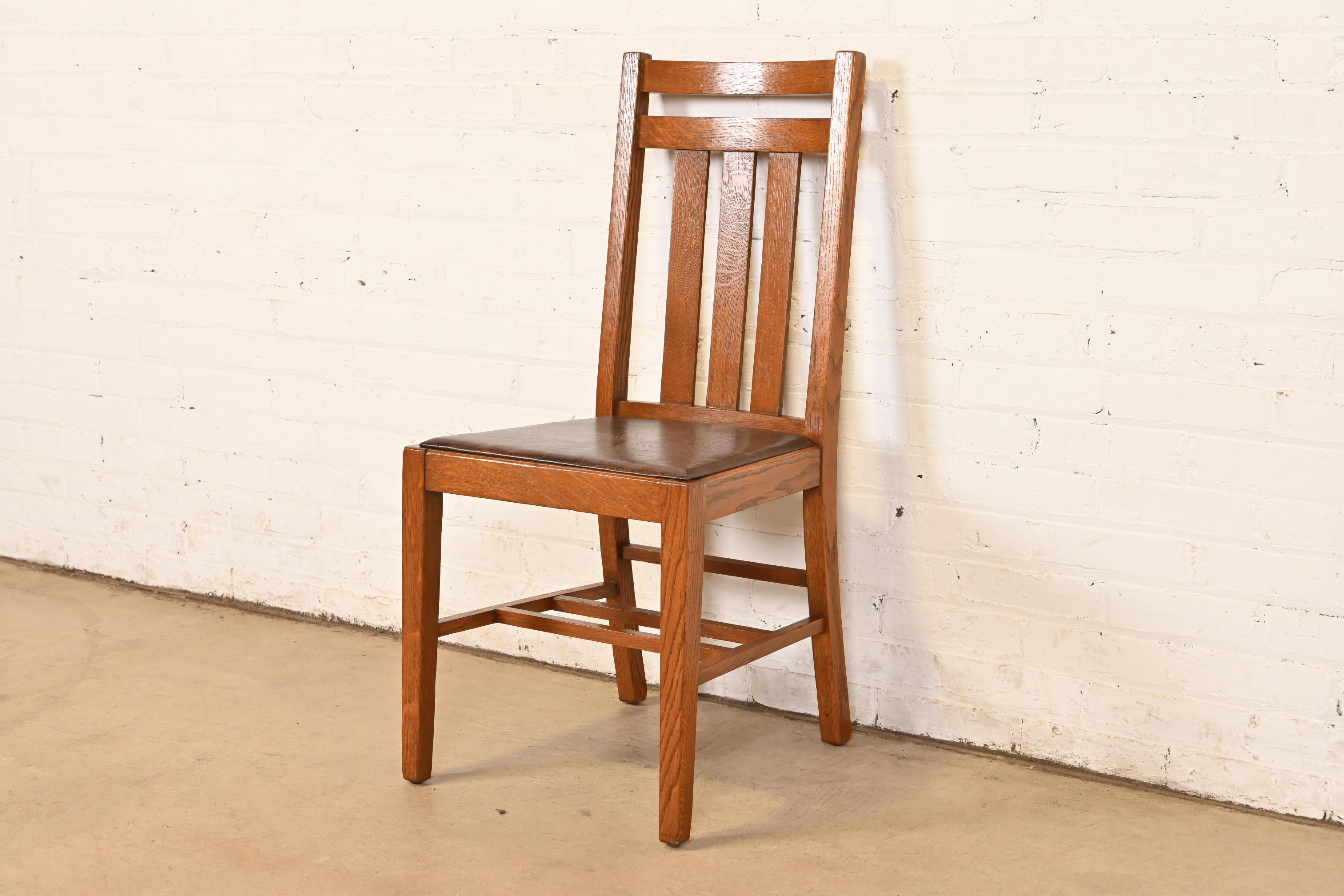 Stickley Brothers Stil Antike Mission Arts & Crafts Eiche Schreibtisch oder Beistellstuhl im Zustand „Gut“ im Angebot in South Bend, IN