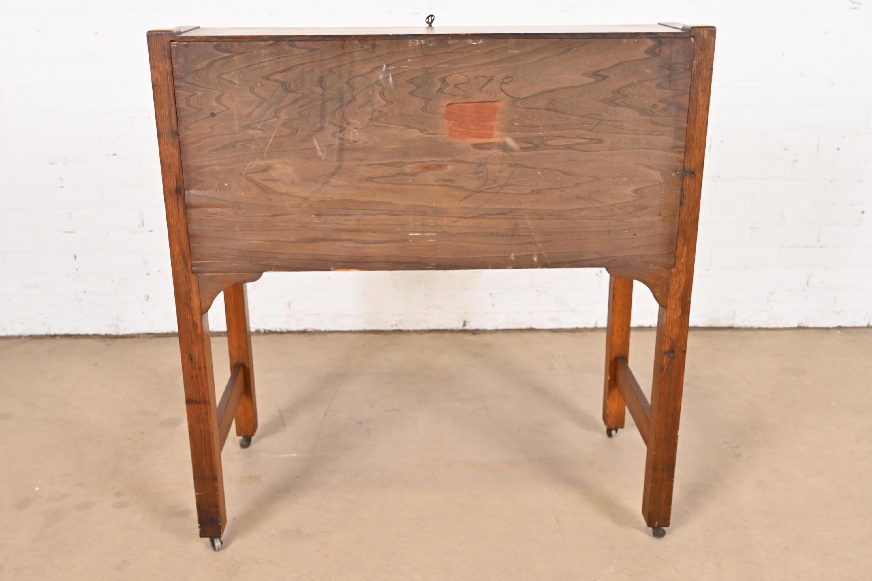 Stickley Brothers Style Antique Mission Arts & Craft Oak Drop Front Desk (bureau à abattant) en vente 9