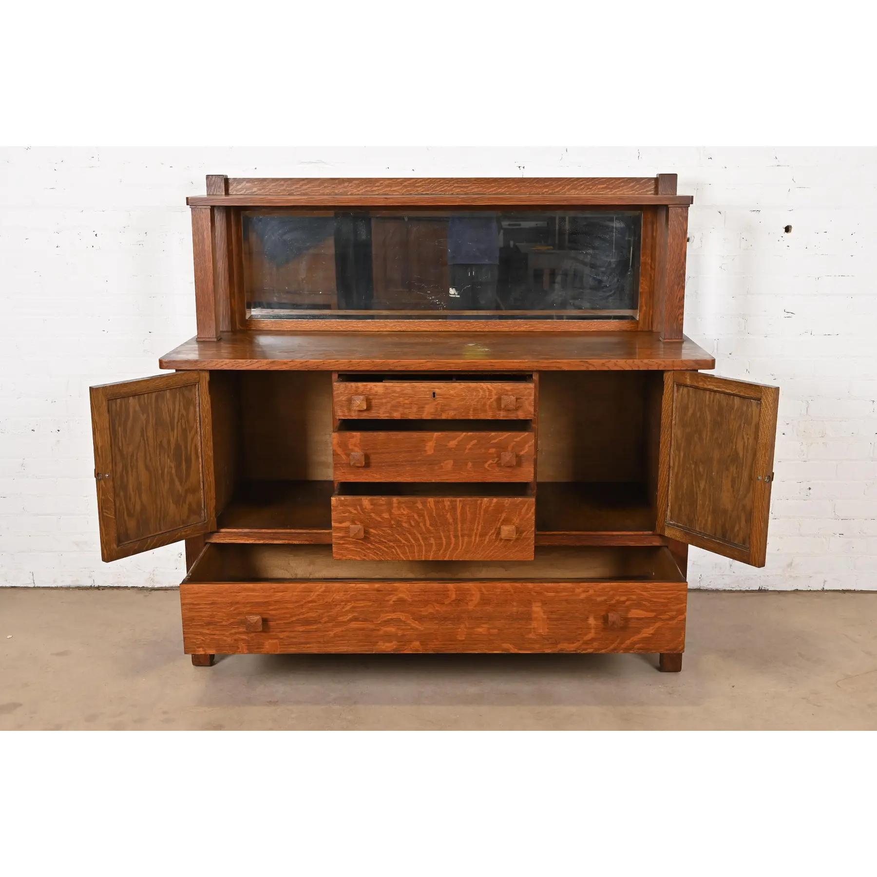 Early 20th Century Stickley Brothers Style Antique Mission Oak Arts & Crafts Sideboard or Cabinet For Sale