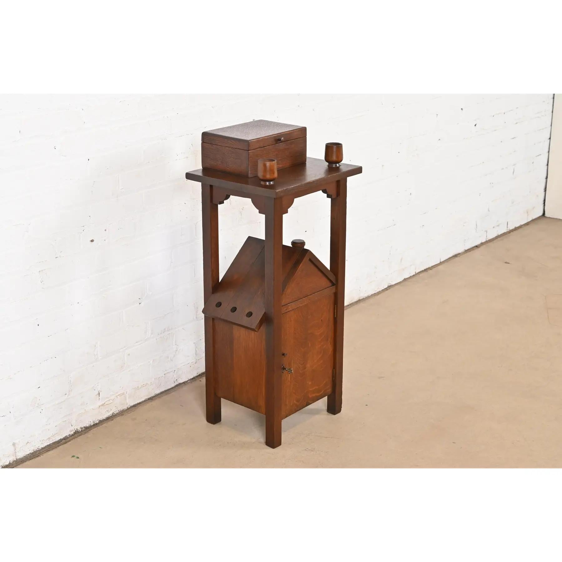 Stickley Brothers Style Antique Mission Oak Arts & Crafts Smoker's Stand, 1910 In Good Condition For Sale In South Bend, IN