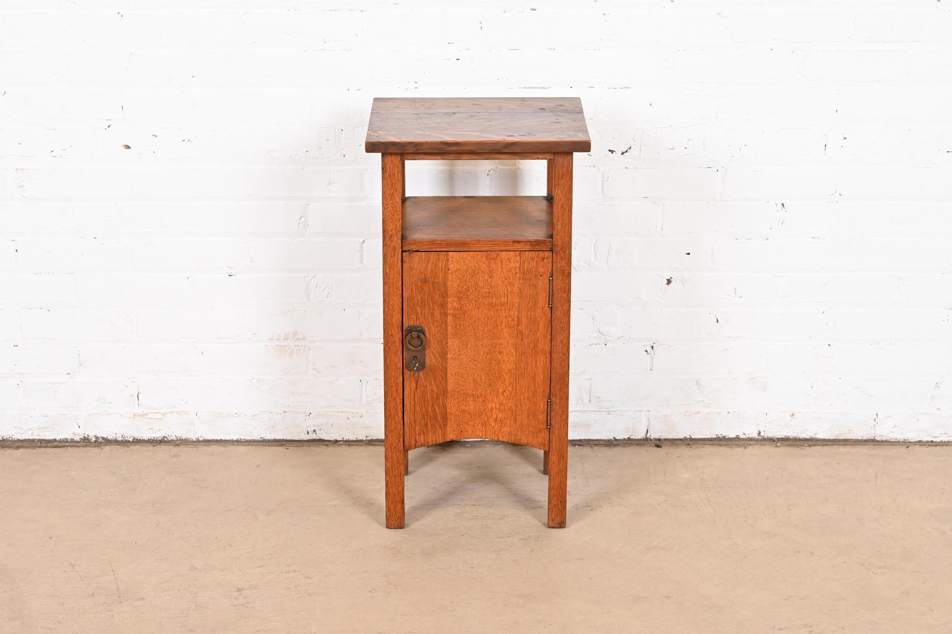 Smoking Stand Estilo Stickley Brothers Antiguo Mission Oak Arts & Crafts en Bueno Estado en South Bend, IN