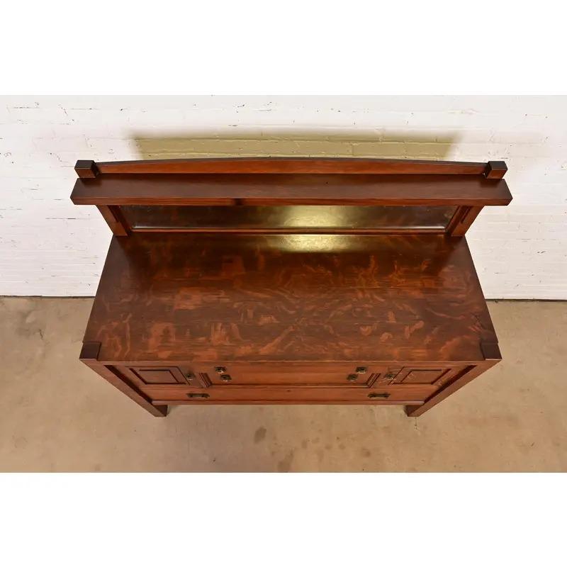 Stickley Brothers Stil Antike Mission Eiche Sideboard oder Bar Schrank, CIRCA 1900 im Angebot 4