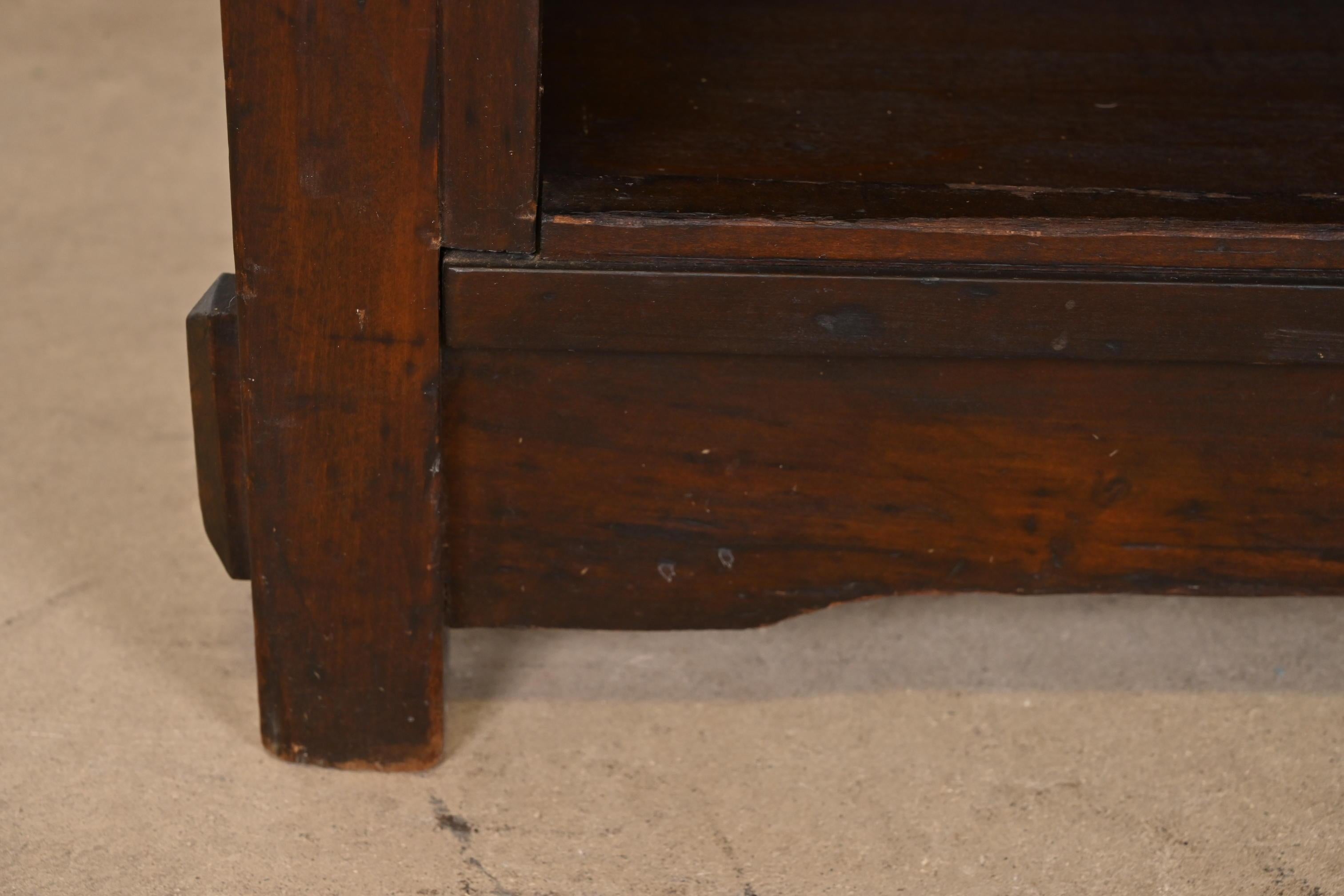 Stickley Brothers Style Antique Mission or Arts & Crafts Carved Walnut Bookcase 2