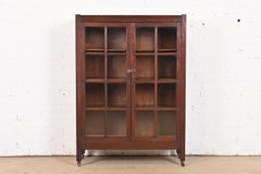 Stickley Brothers Style Mission Oak Arts and Crafts Bookcase, Circa 1900