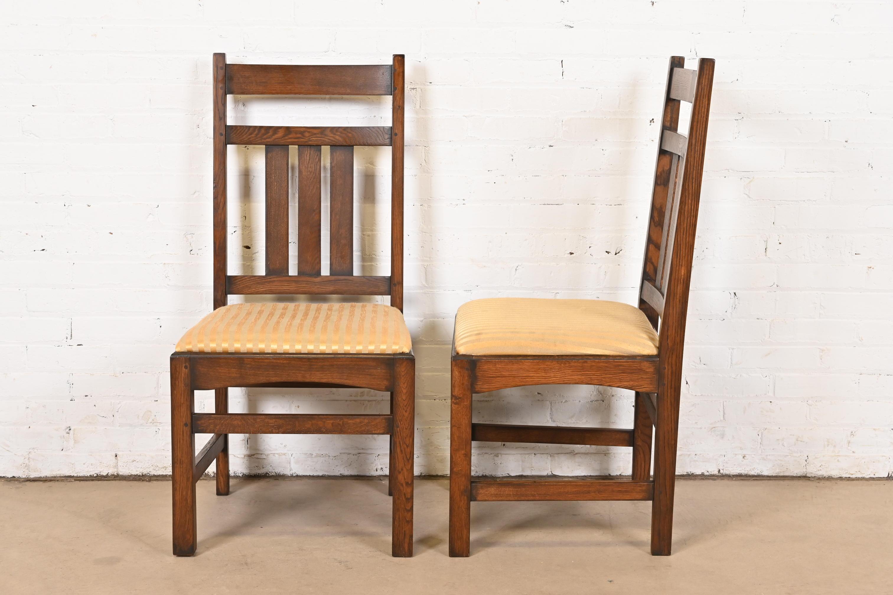 Stickley Brothers Style Mission Arts & Crafts Eiche Esszimmerstühle, Satz von sechs im Angebot 3