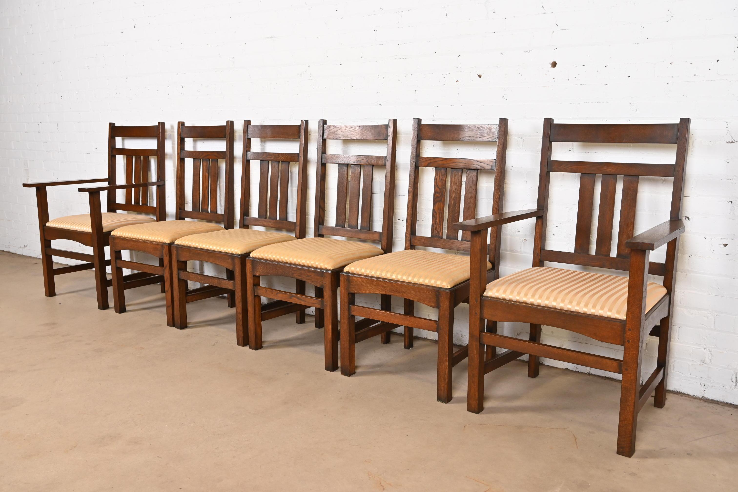 Stickley Brothers Style Mission Arts & Crafts Eiche Esszimmerstühle, Satz von sechs (amerikanisch) im Angebot